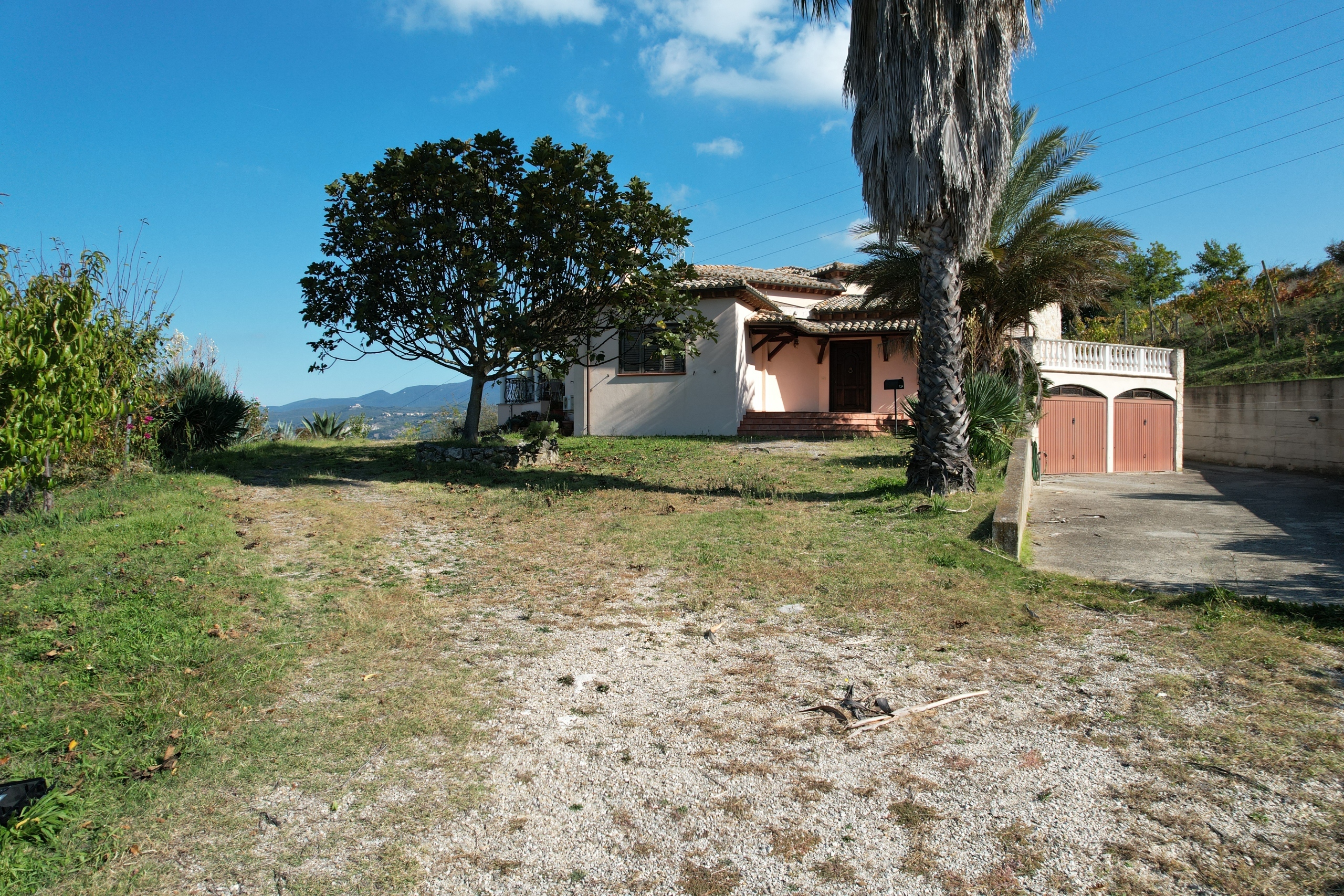 Villa con terrazzo in vocabolo colle 20, Alviano