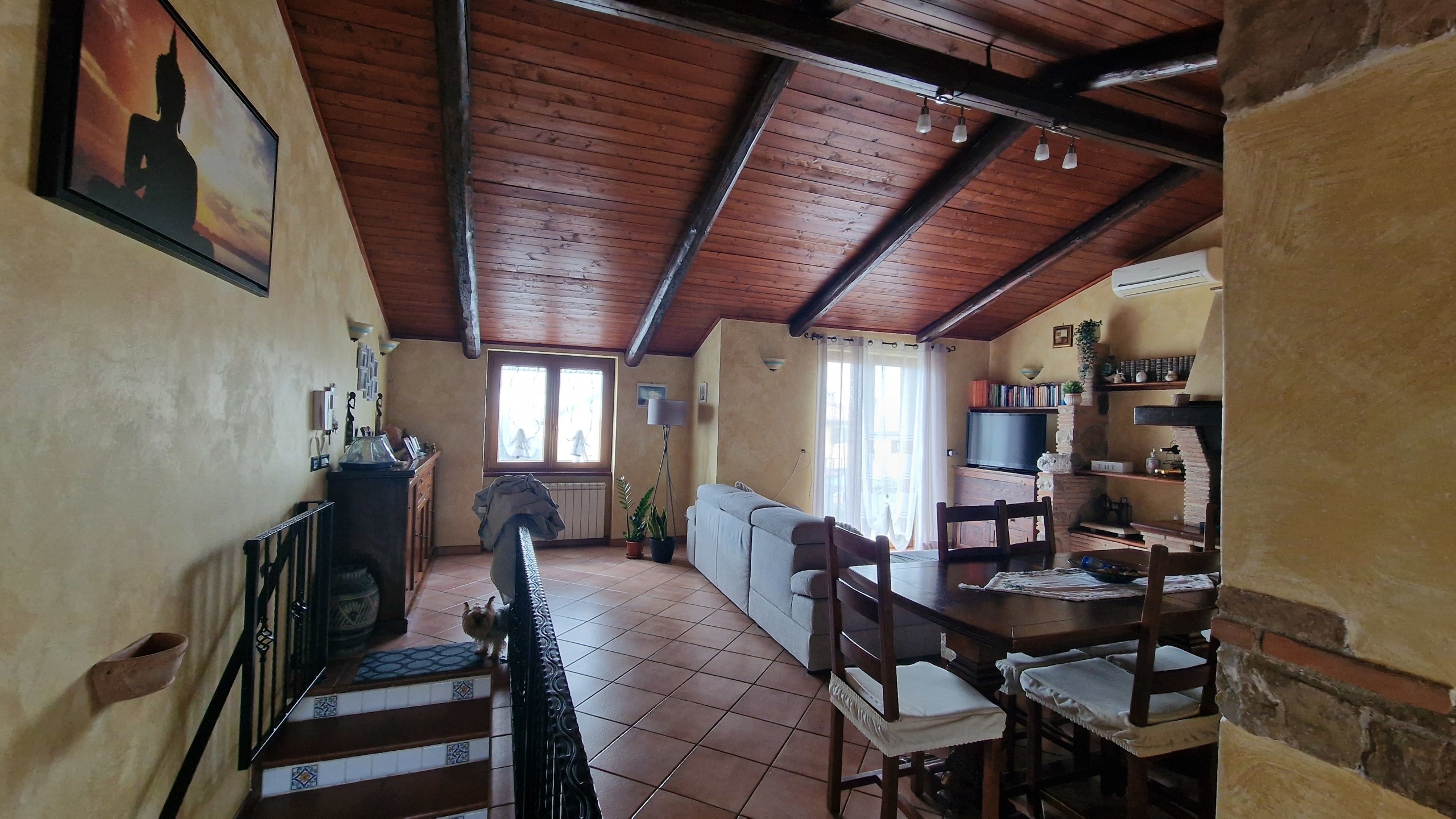 Casa indipendente con giardino in via poggio fiorito, Guardea