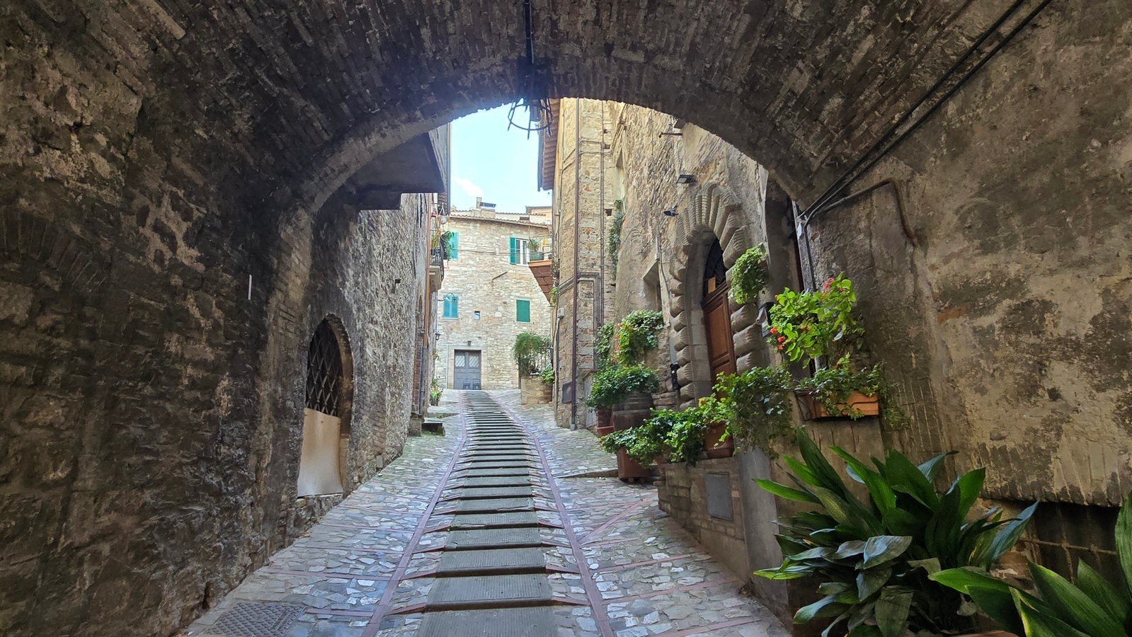 Appartamento con terrazzo in via del forno 6, Todi