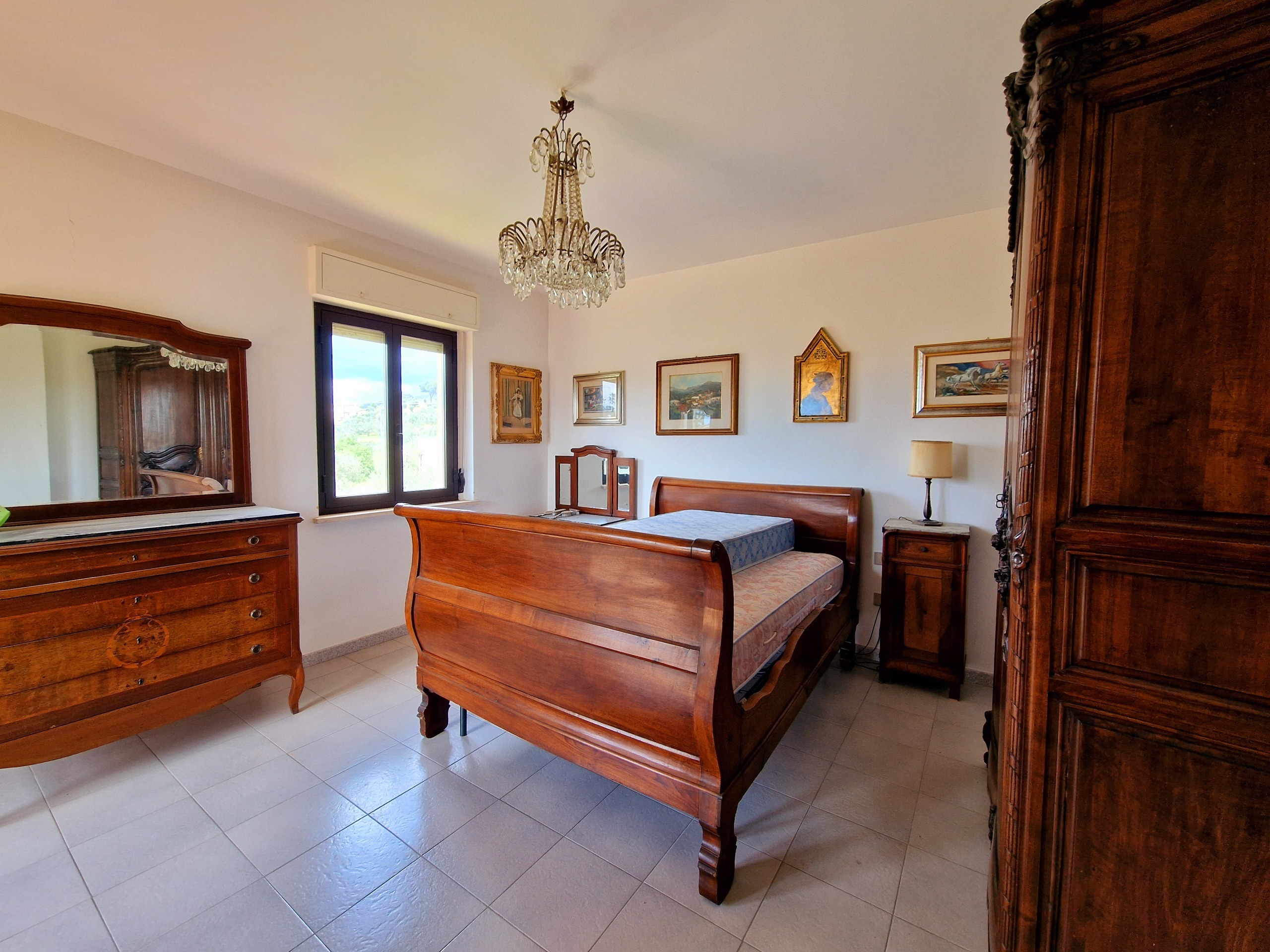 Casa indipendente con giardino in via san martino, Montecchio