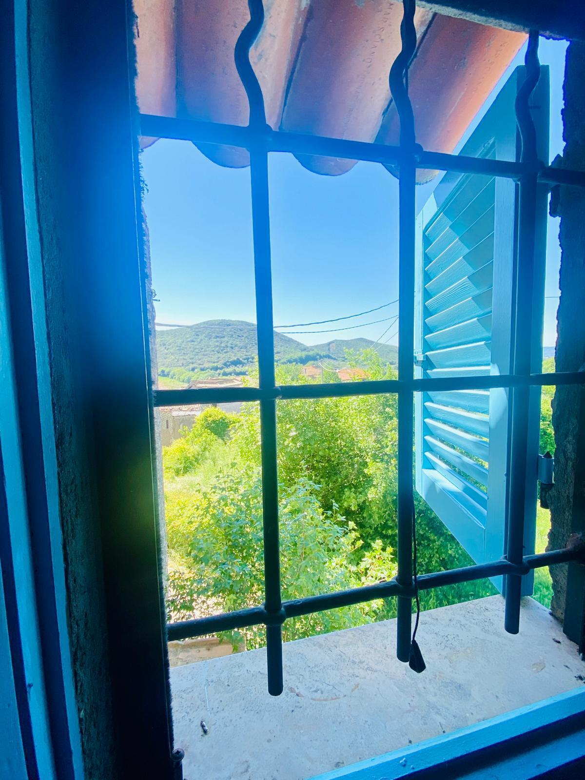 Casa indipendente con giardino in localita cocciano, Guardea