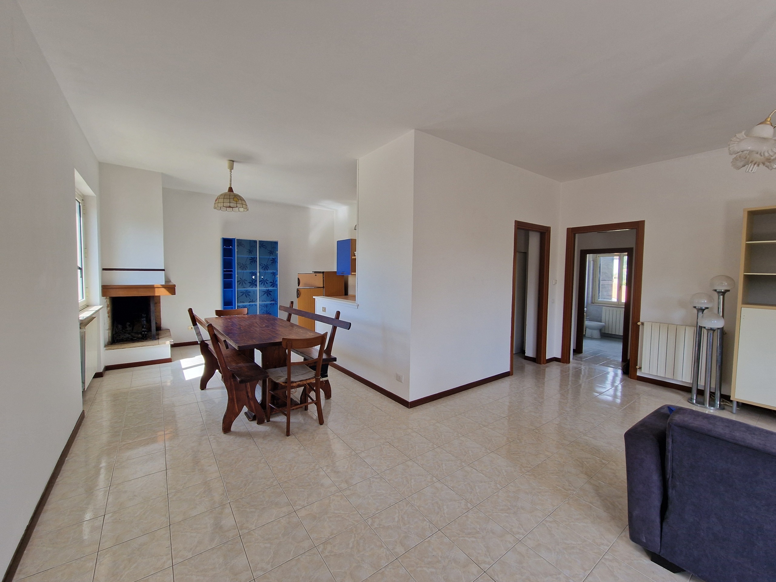 Casa indipendente con giardino in via pianetta, Narni