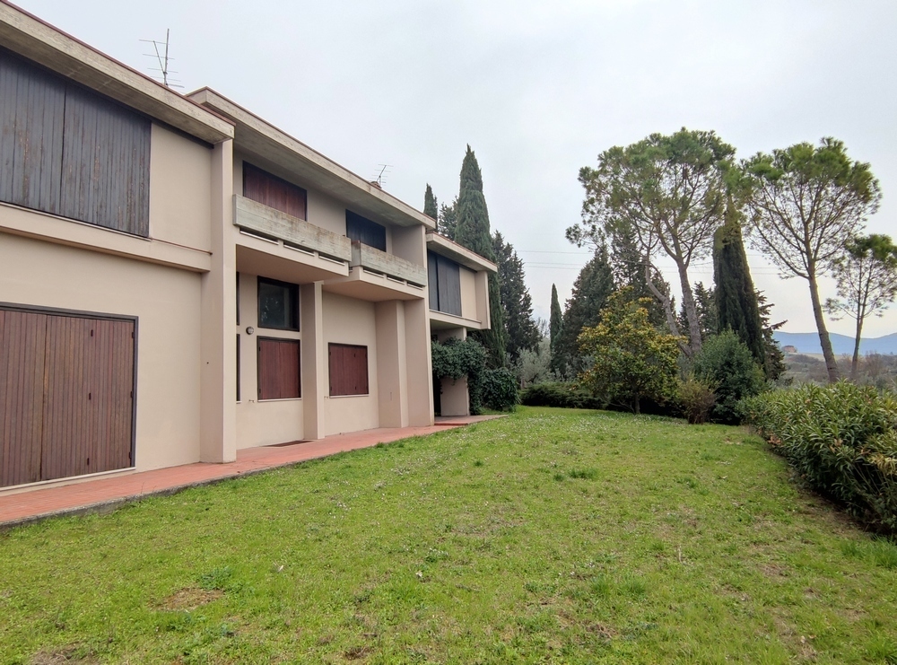 Casa indipendente con giardino in via del convento 96, Terni