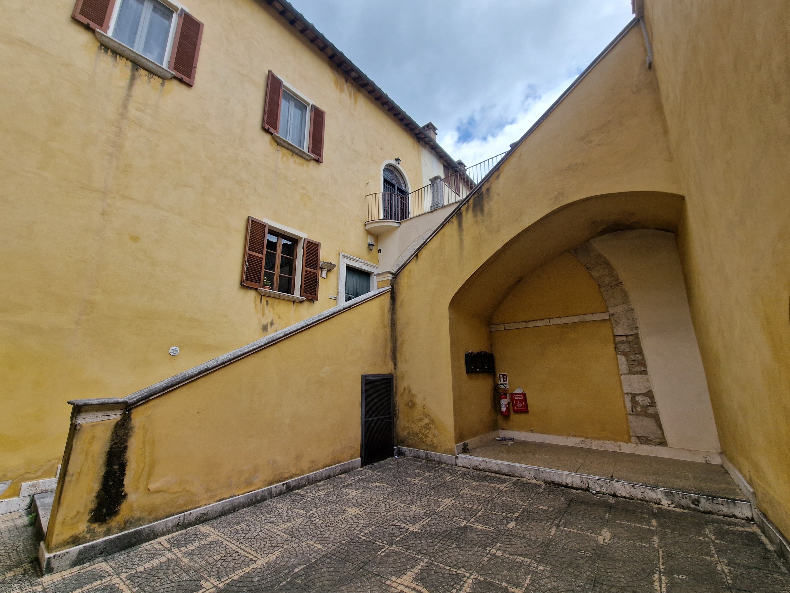 Appartamento da ristrutturare in via garibaldi, Amelia