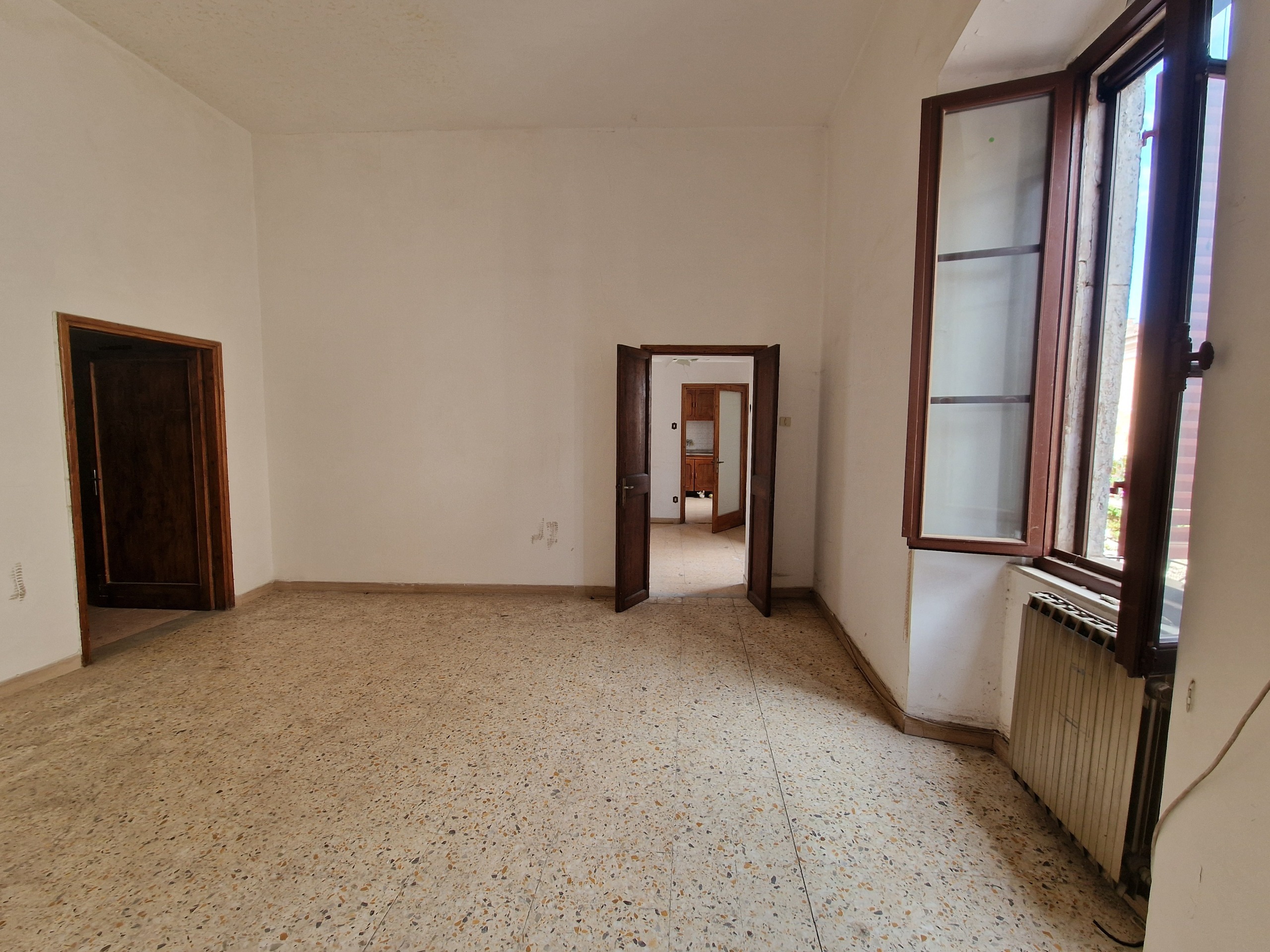 Appartamento da ristrutturare in via garibaldi, Amelia
