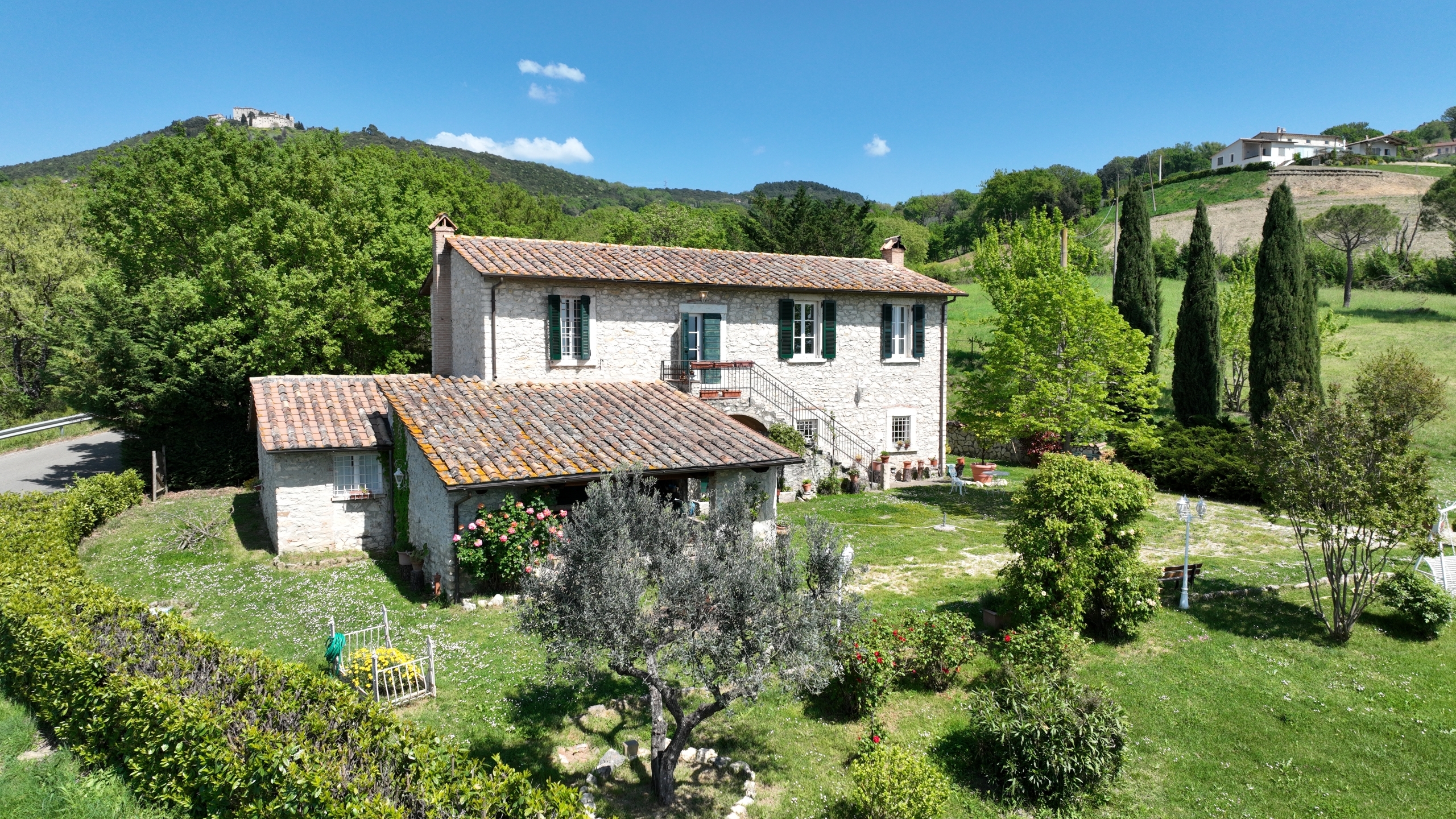 Casa indipendente con giardino in via selvarella, Guardea