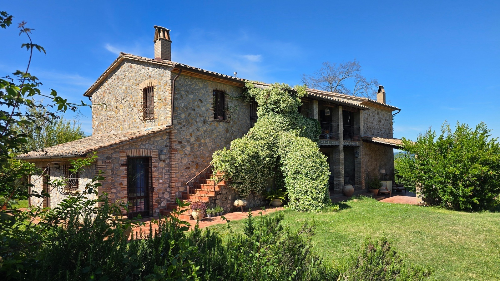 Casa indipendente con terrazzo a Castel Viscardo