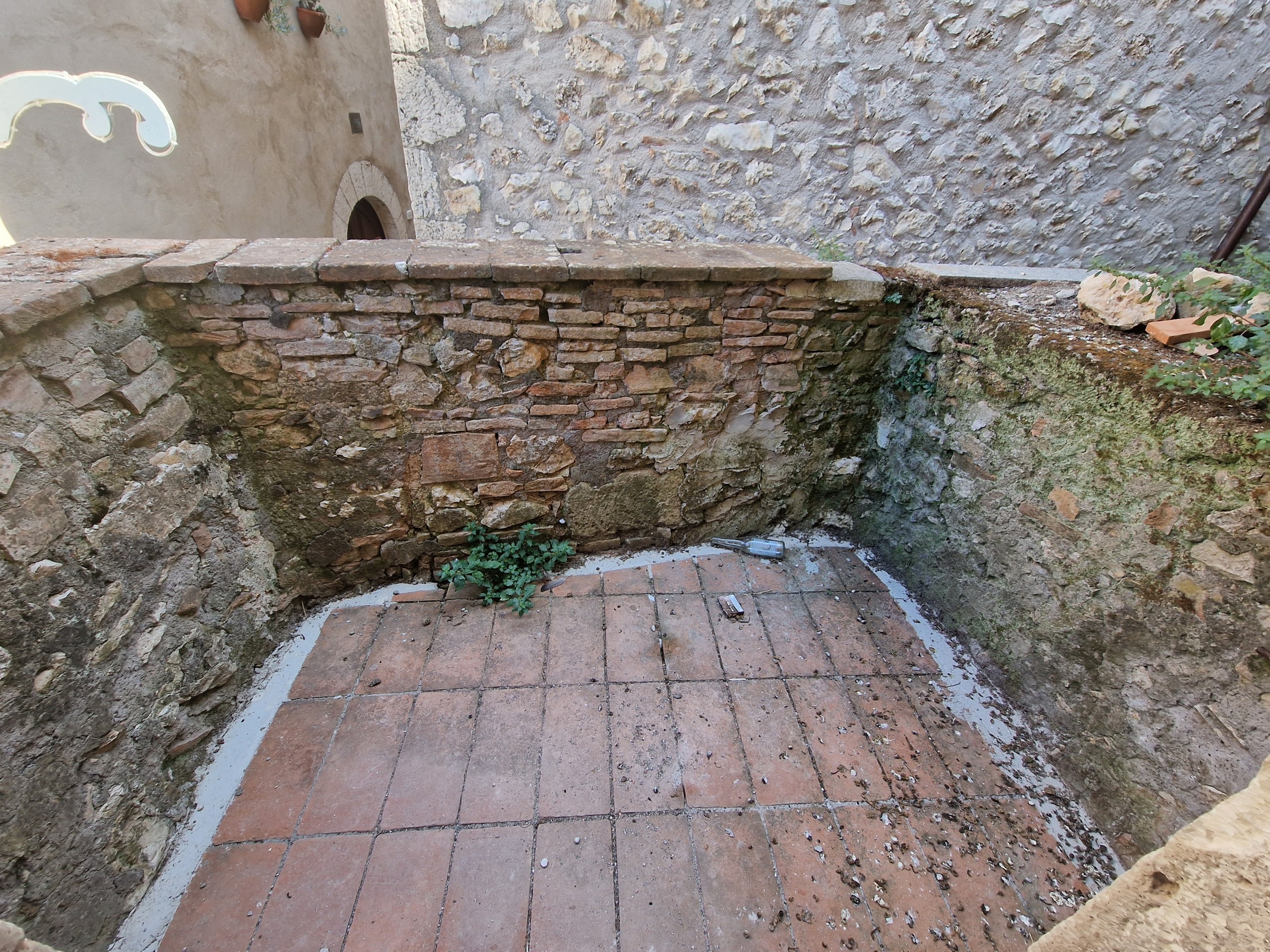 Trilocale da ristrutturare in via duca degli abruzzi, Lugnano in Teverina