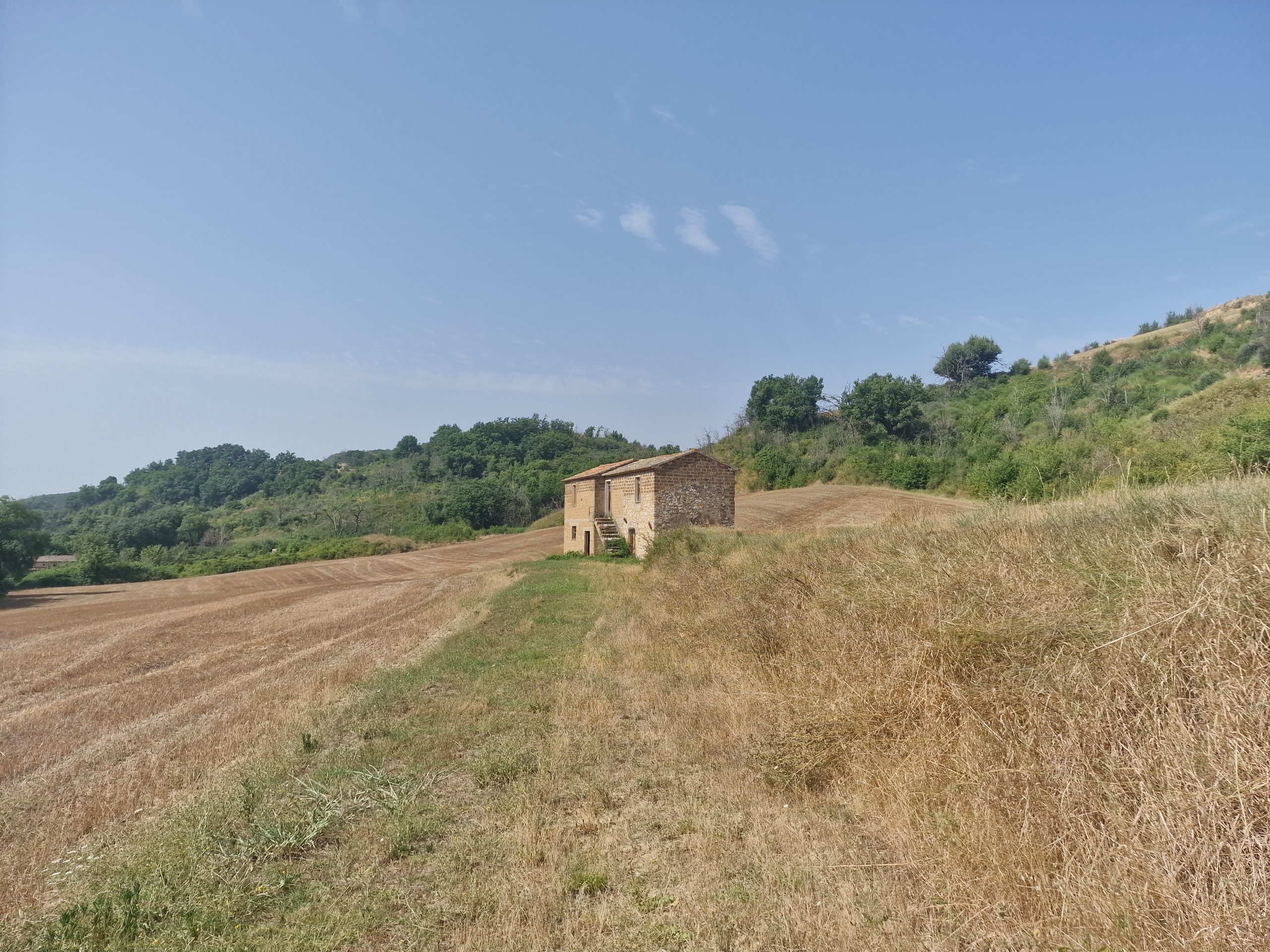 Rustico da ristrutturare in via del fossato, Guardea
