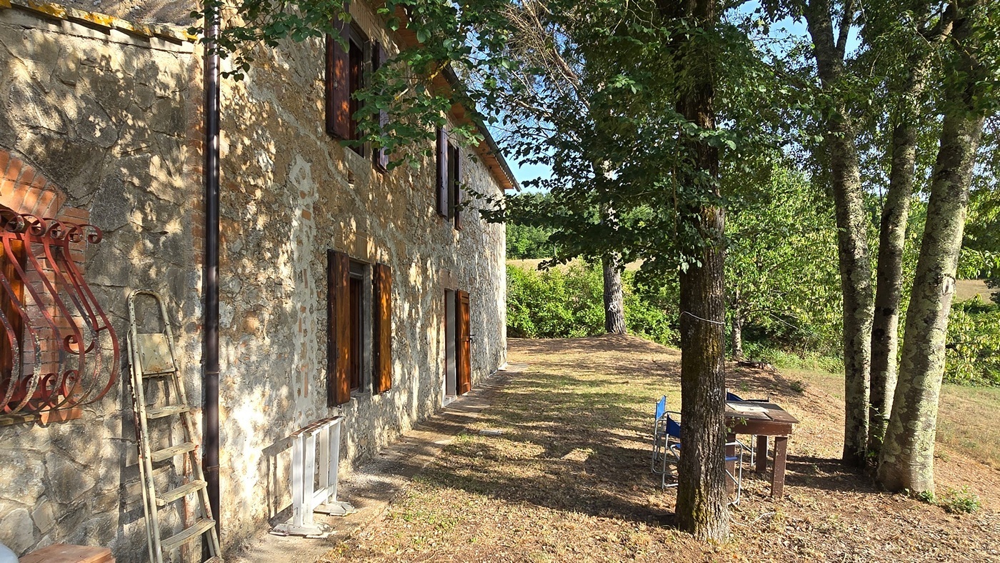 Casa indipendente ristrutturata in localit� sant'agata 11, Guardea