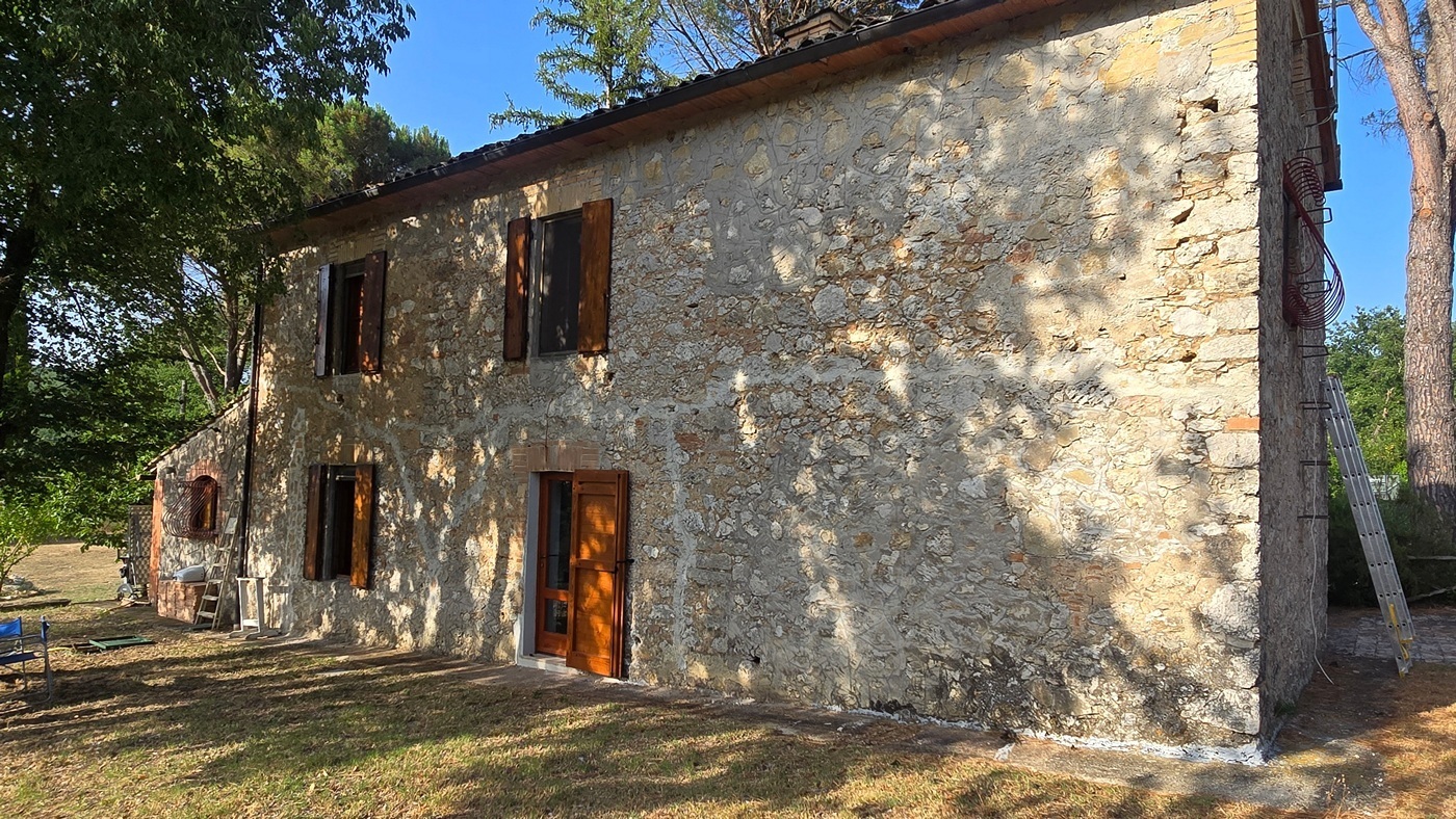 Casa indipendente ristrutturata in localit� sant'agata 11, Guardea