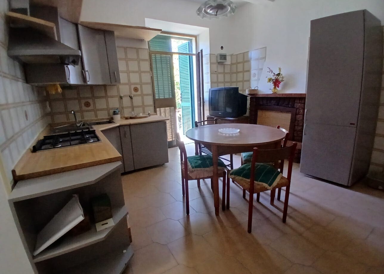 Casa indipendente con giardino in viale g. mazzini 11, Attigliano