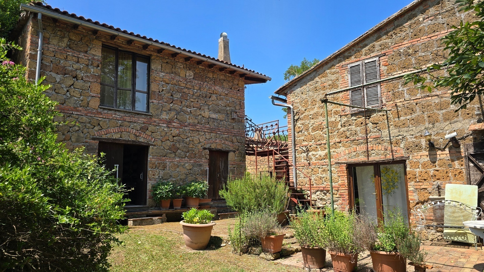 Casa indipendente in vendita in localit� san giorgio 4, Proceno