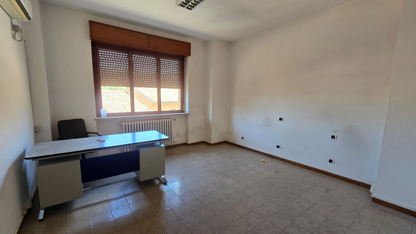 Appartamento in vendita in piazza giuseppe garibaldi 11, Gualdo Tadino