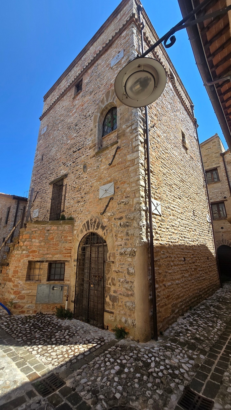 Casa indipendente in vendita in vocabolo colle 28, Nocera Umbra