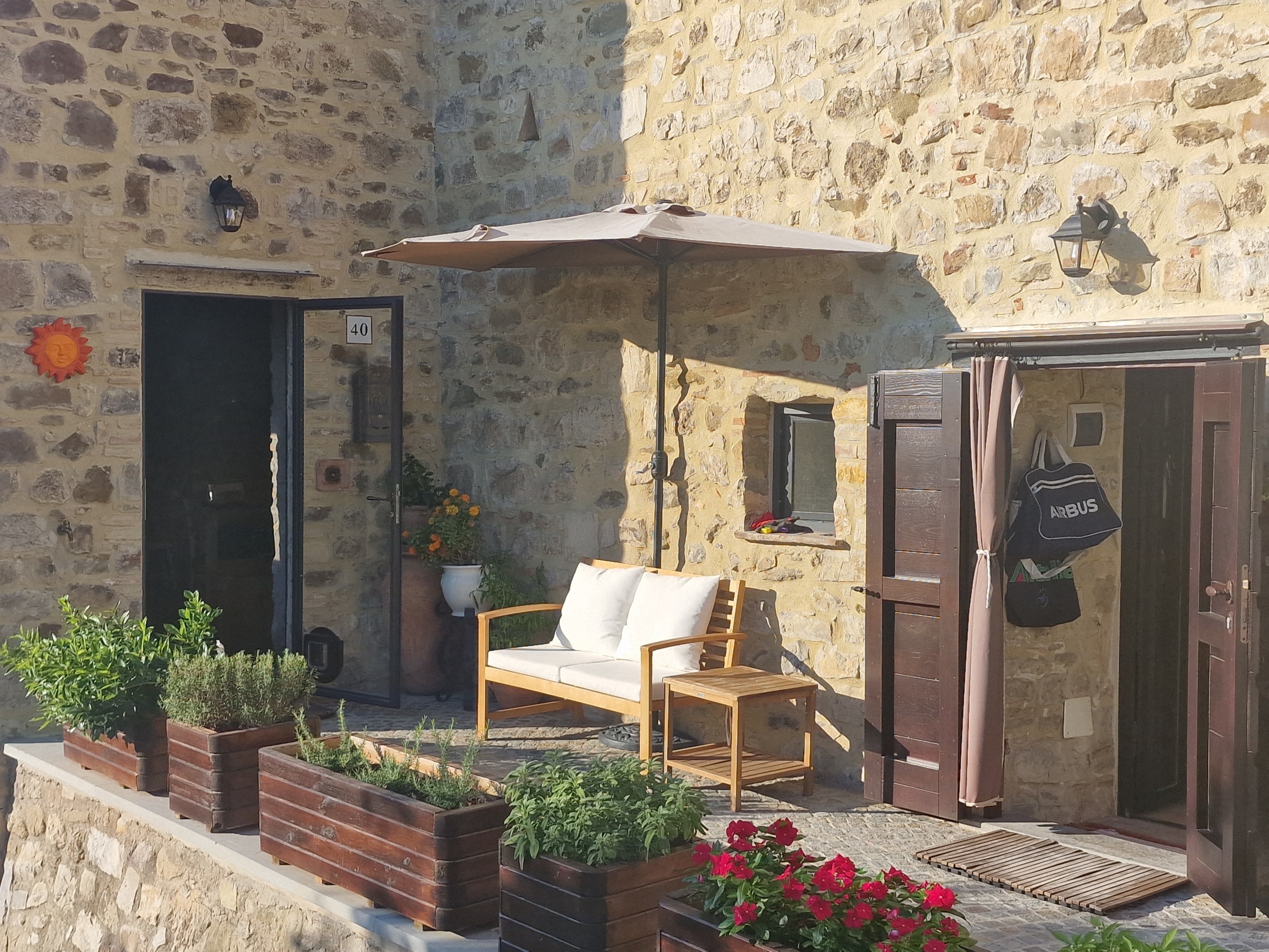 Casa indipendente ristrutturata in via del campanile, Baschi