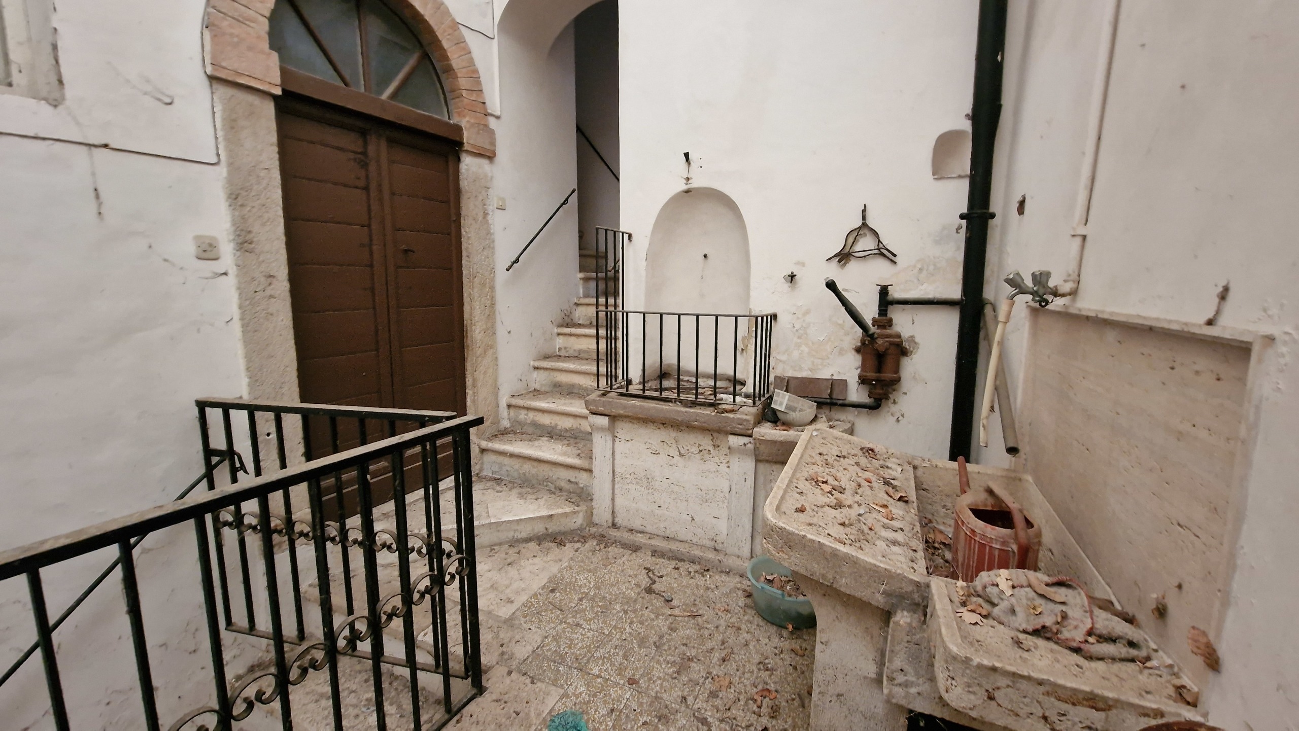 Casa indipendente da ristrutturare in via delle loggie, Lugnano in Teverina