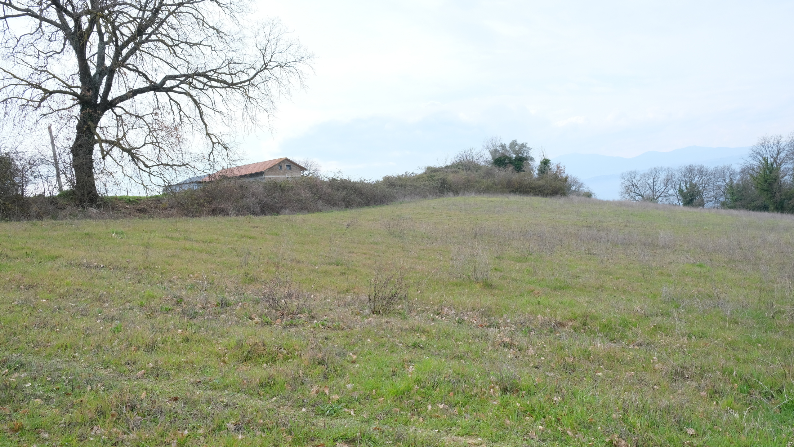 Rustico da ristrutturare in vocabolo grottoni, Lugnano in Teverina