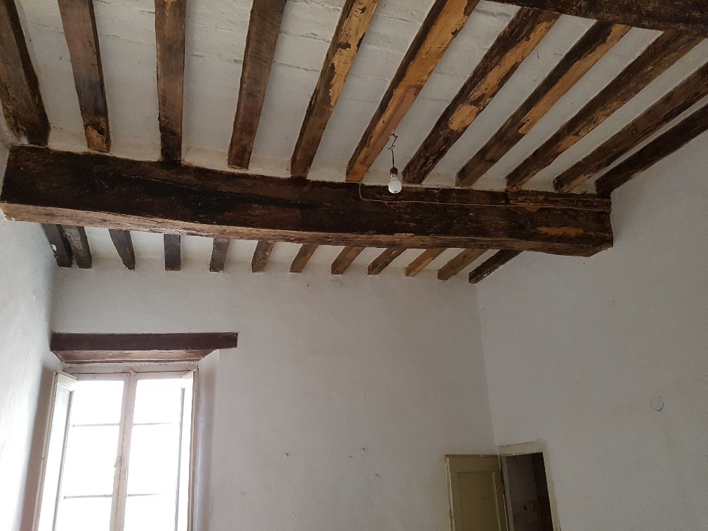 Casa indipendente da ristrutturare in piazza del teatro 7, Avigliano Umbro