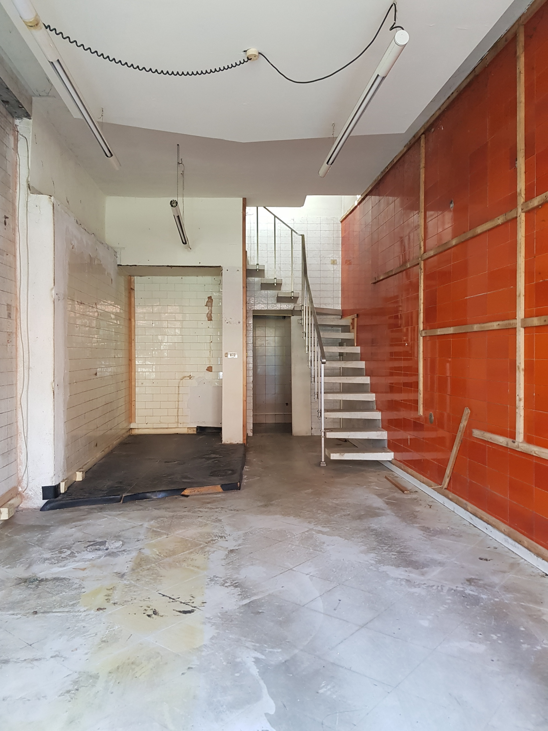 Capannone in vendita in via sarzanese 457, Lucca