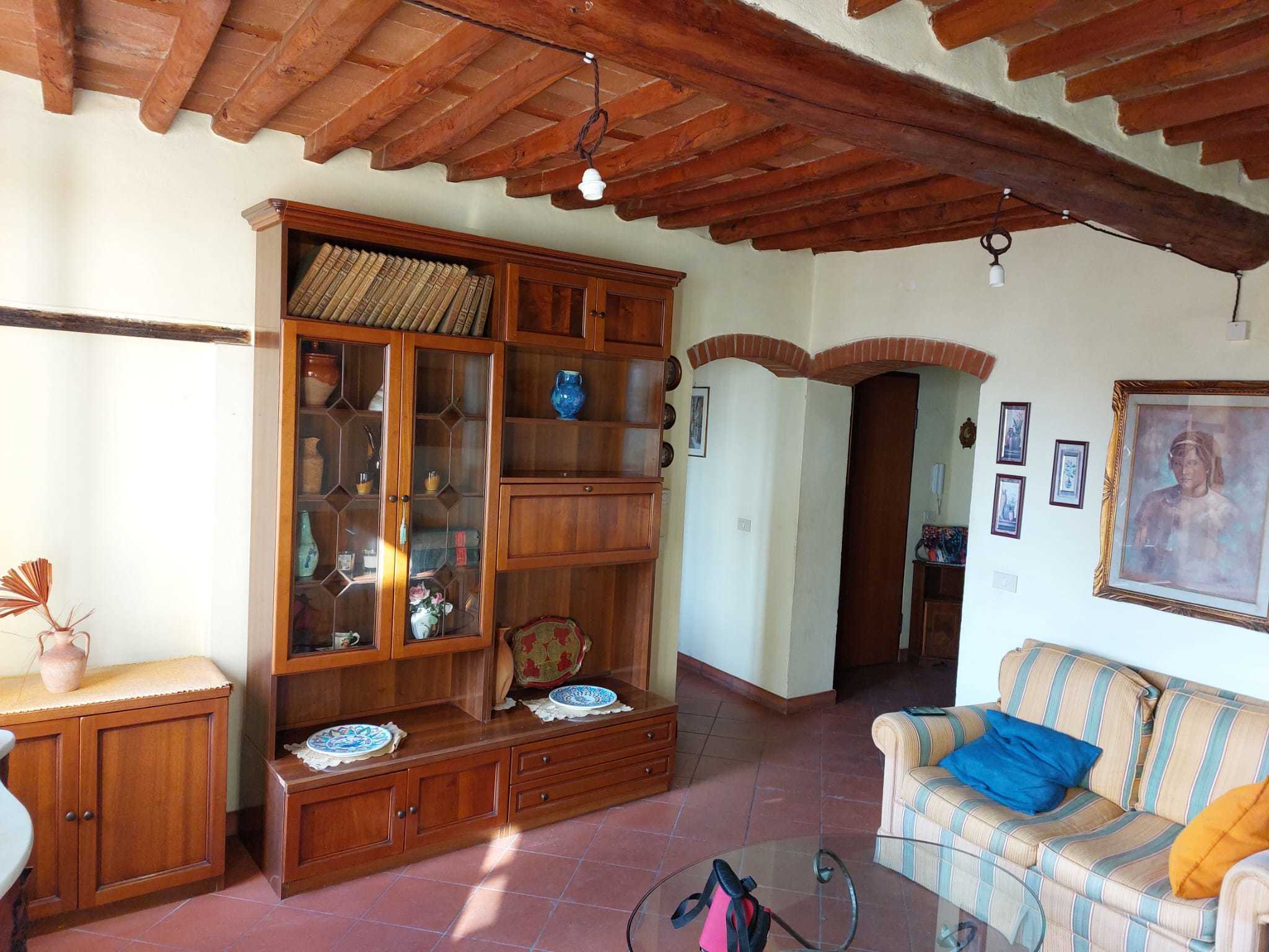 Appartamento in vendita in via del toro, Lucca