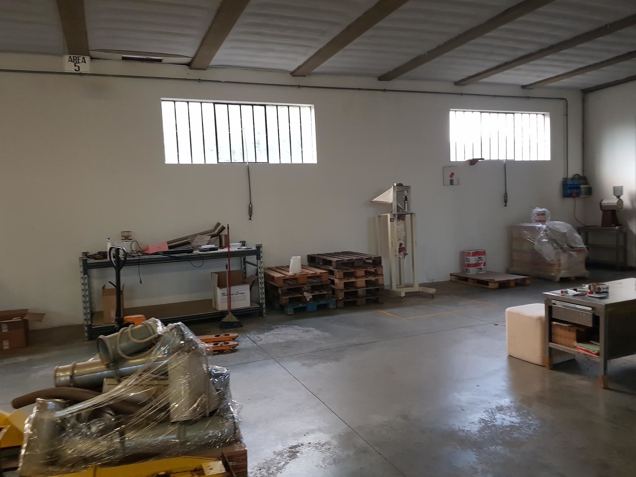 Capannone in affitto in via dell'arpino 3a, Capannori