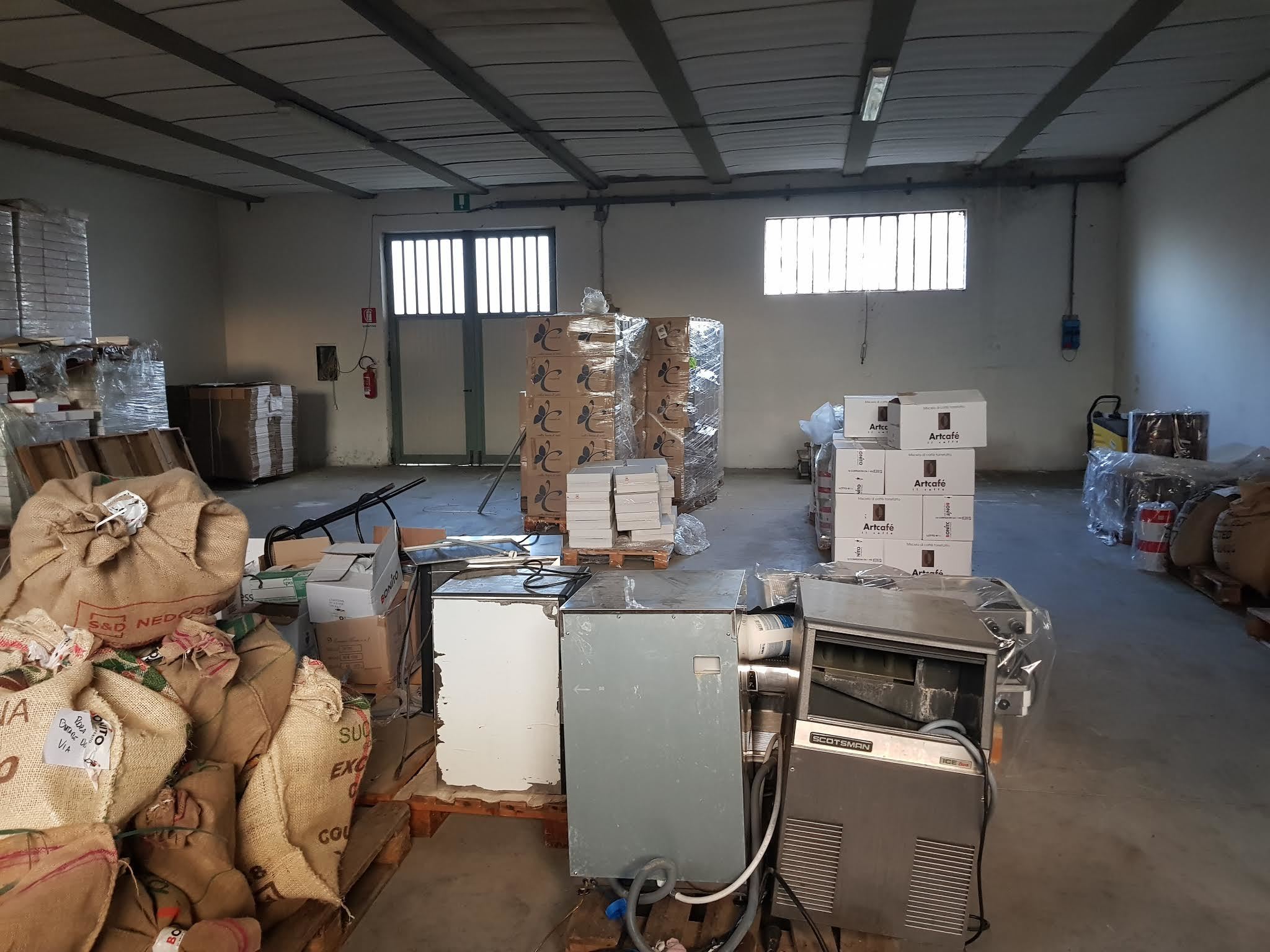 Capannone in affitto in via dell'arpino 3a, Capannori