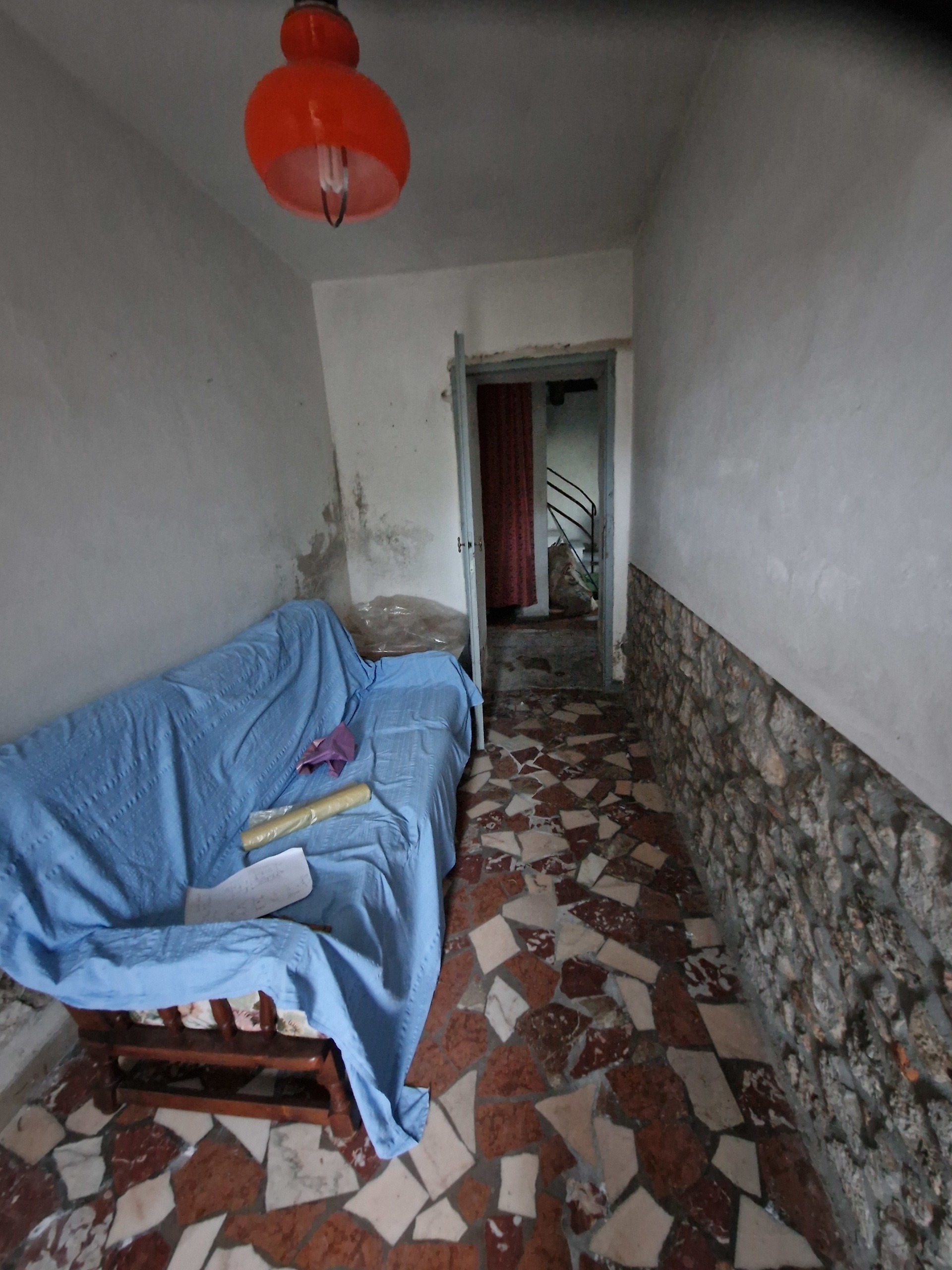 Casa indipendente con giardino in via di balbano, Lucca