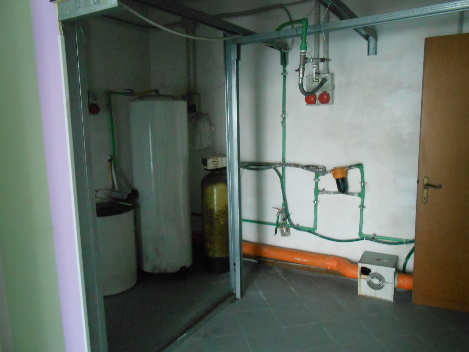 Capannone in affitto in viale g. puccini 1803, Lucca