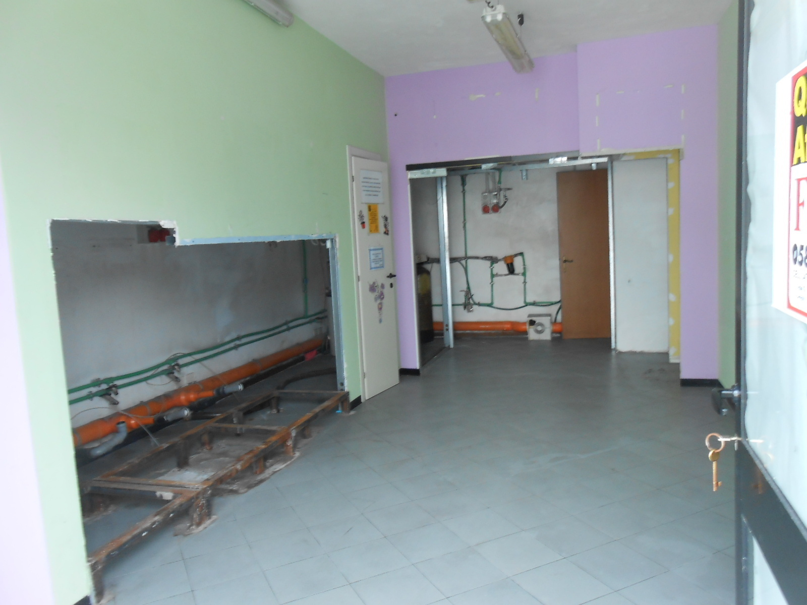 Locale commerciale in affitto in viale g. puccini 1809, Lucca