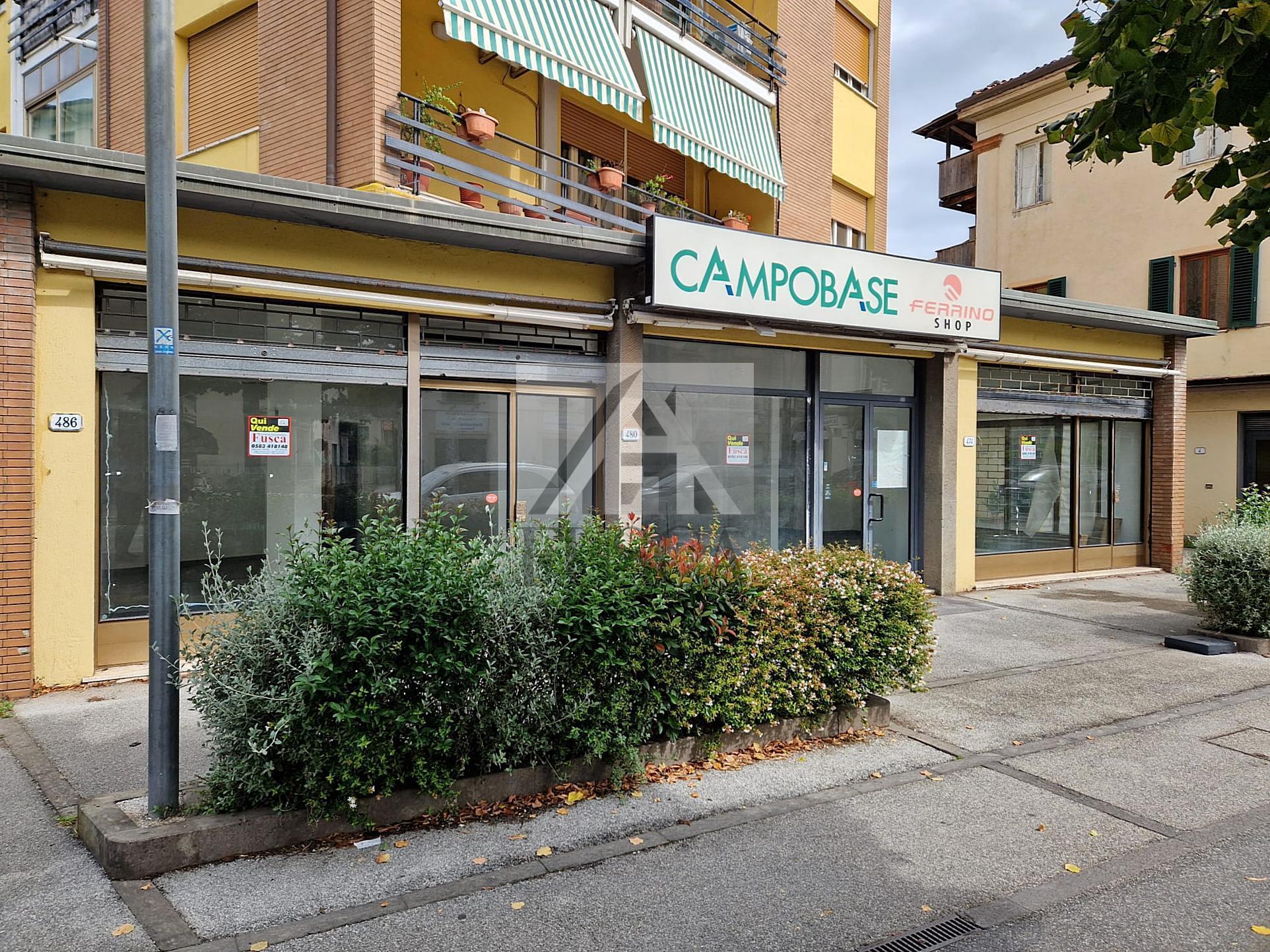 Capannone da ristrutturare in via sant'anna, Lucca