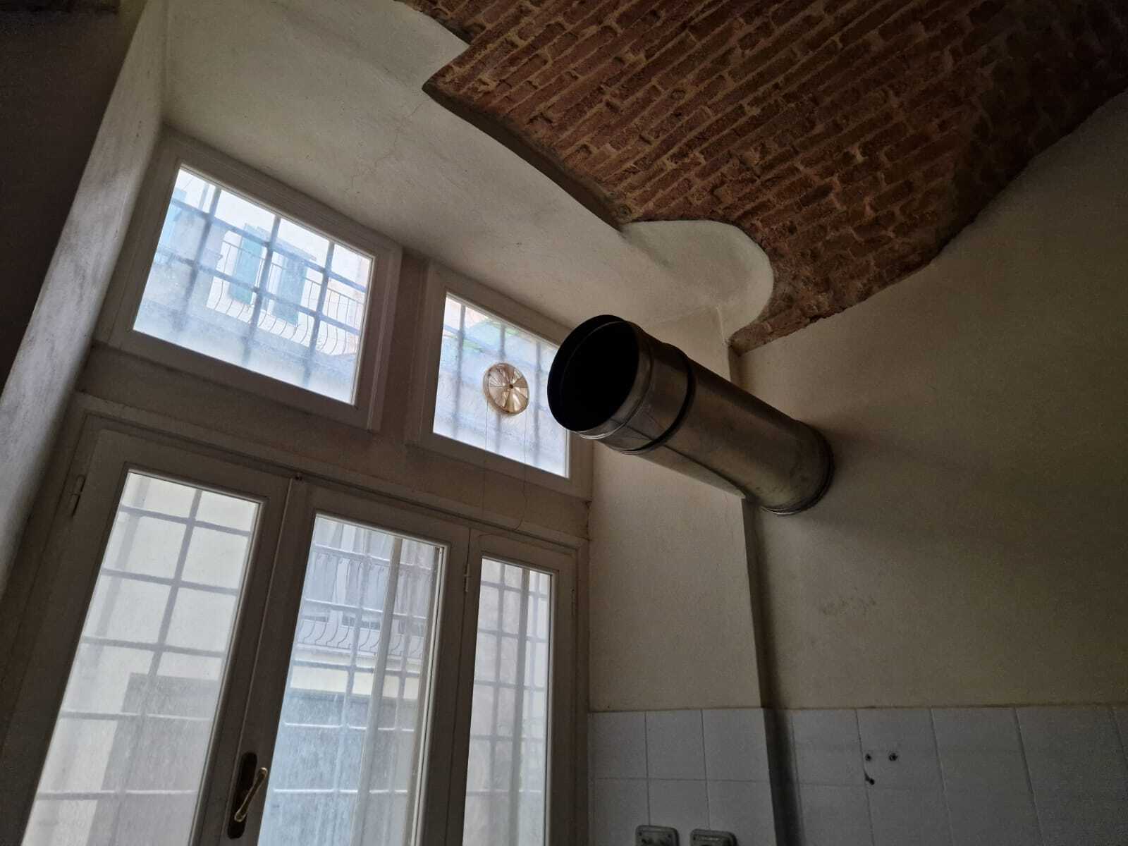 Locale commerciale in affitto in via beccheria, Lucca