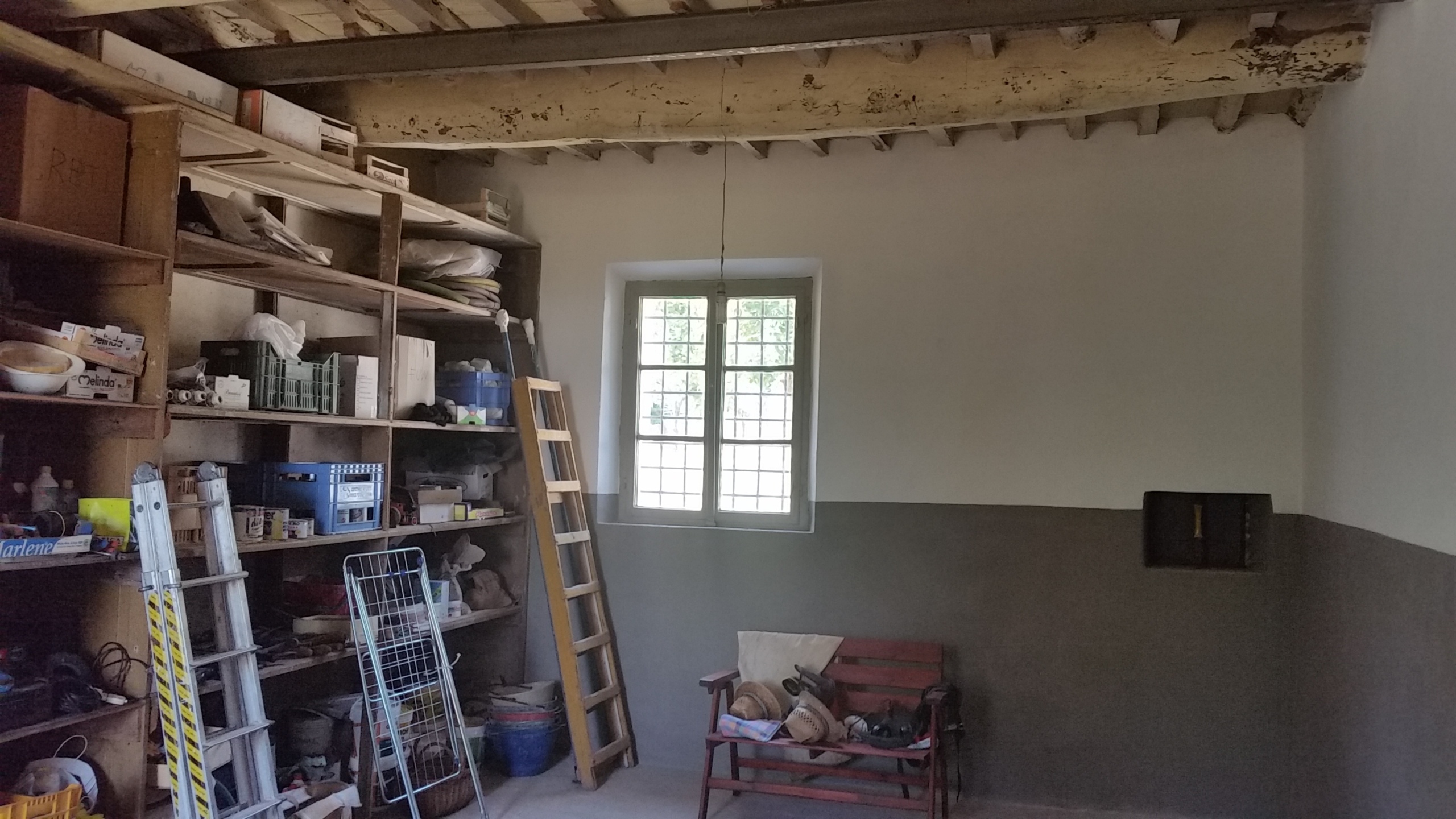 Rustico da ristrutturare in via di magazzeno, Lucca