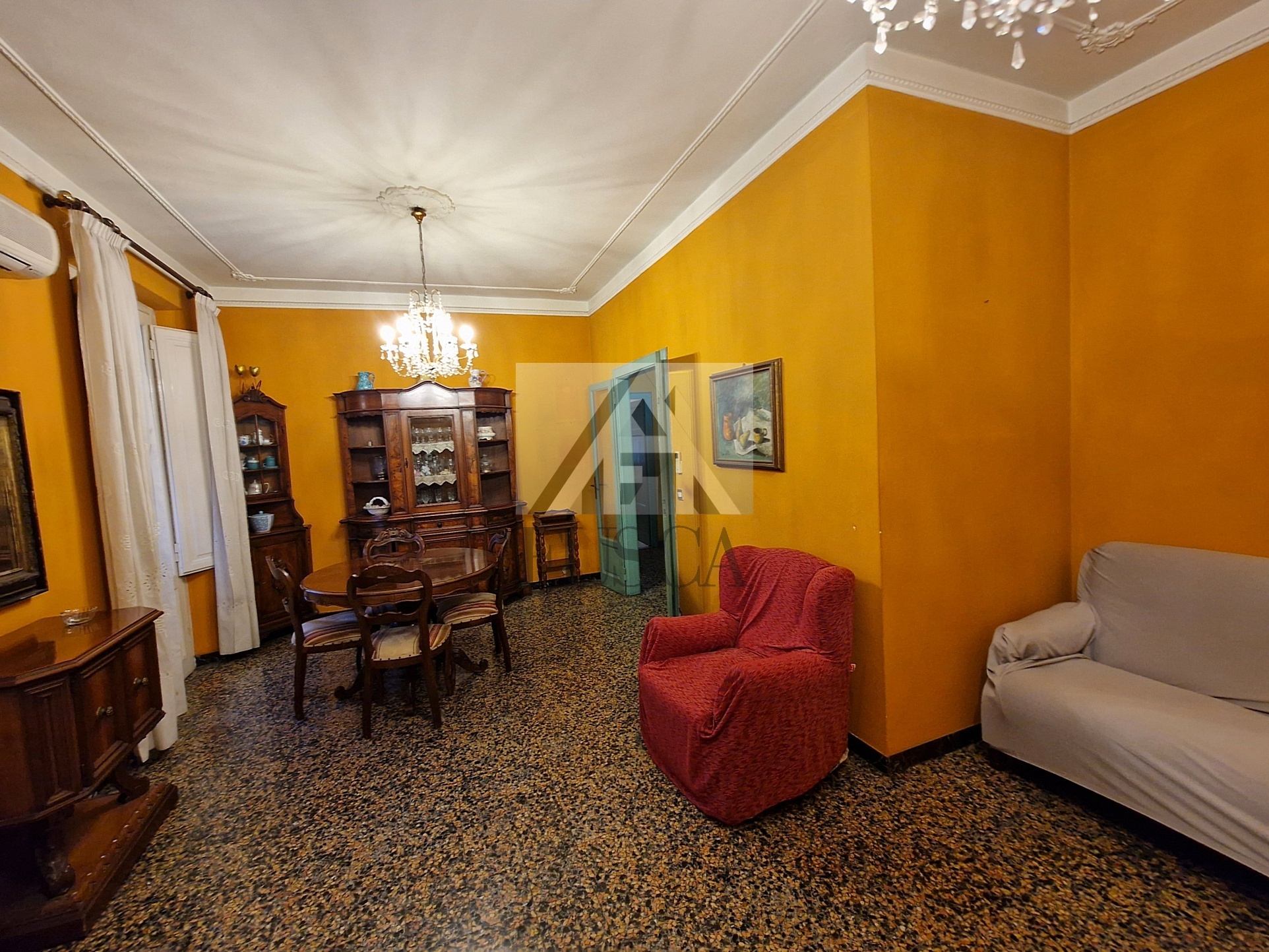 Quadrilocale con box in via di salicchi, Lucca