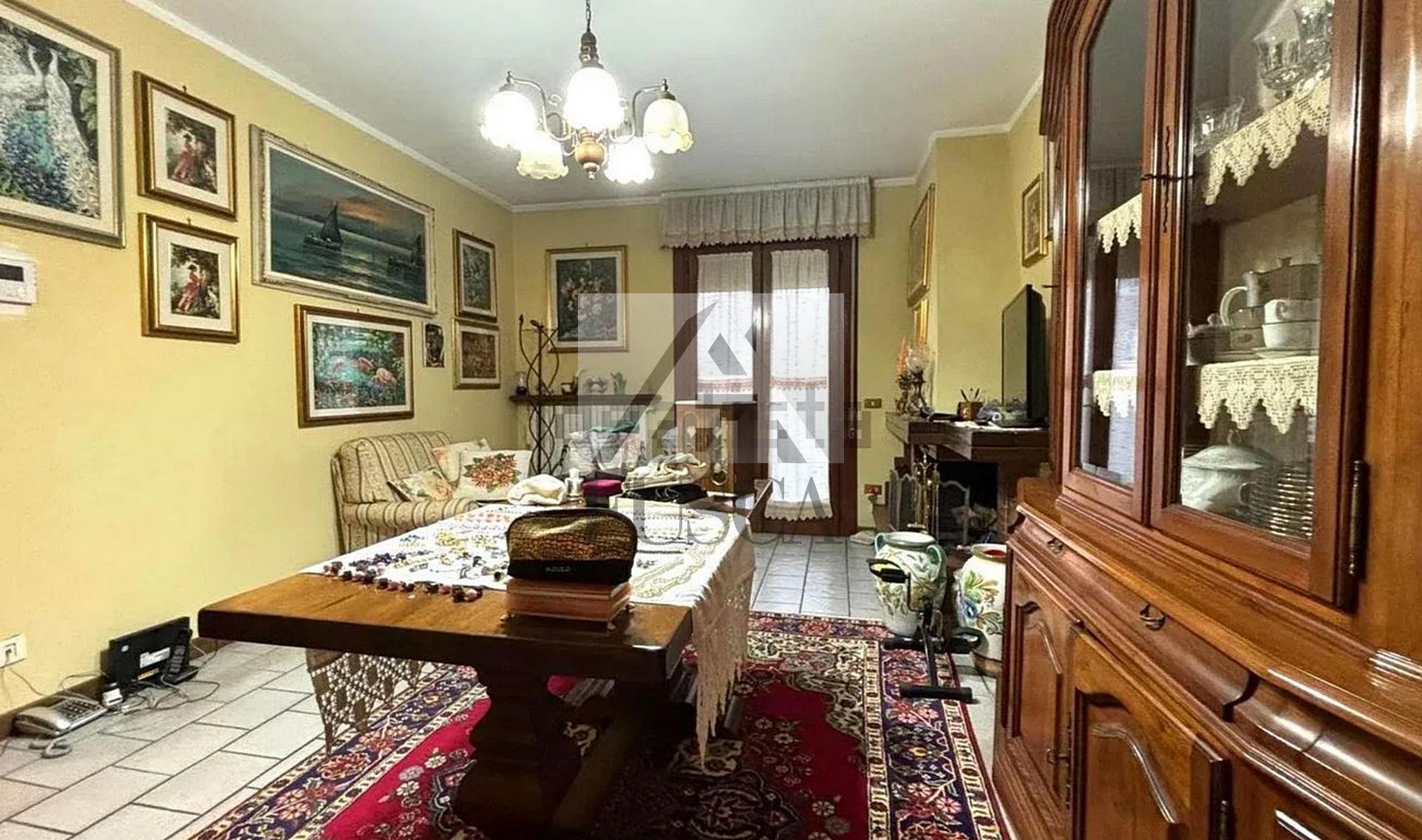 Appartamento con terrazzi in via della chiesa ix 164, Lucca