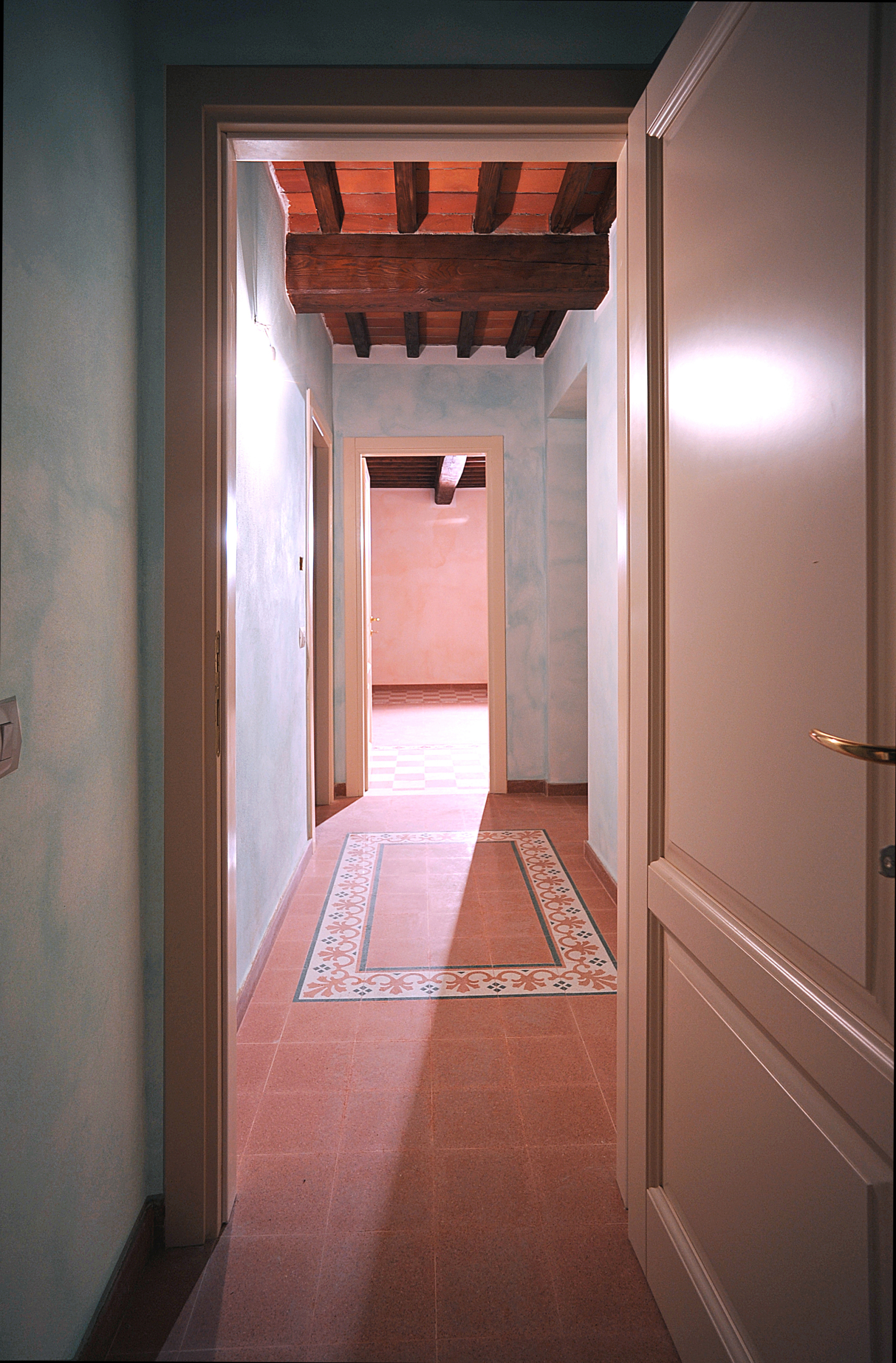 Casa indipendente con giardino in via delle nubache 587, Lucca