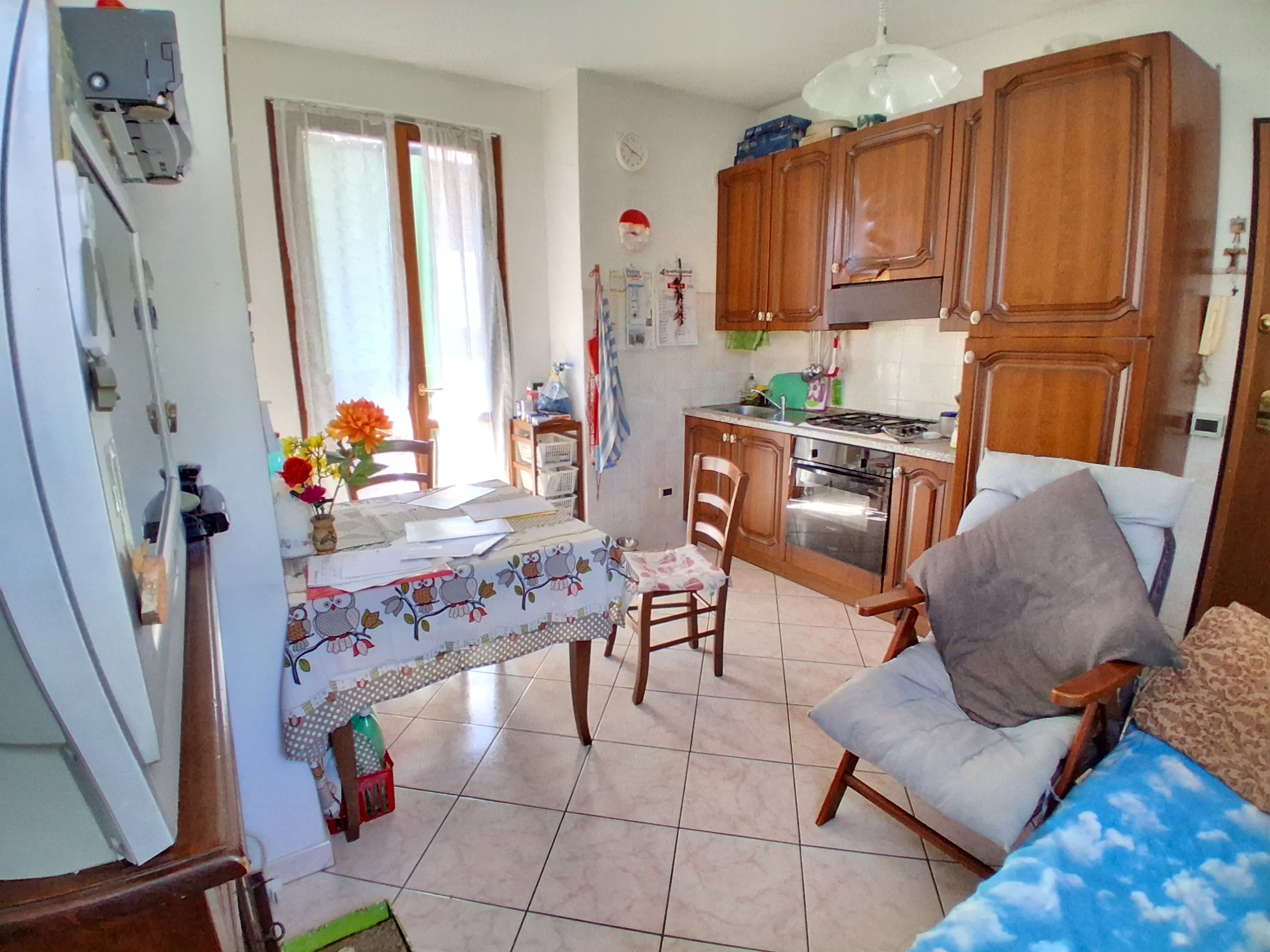 Bilocale da ristrutturare in via di poggio seconda, Lucca