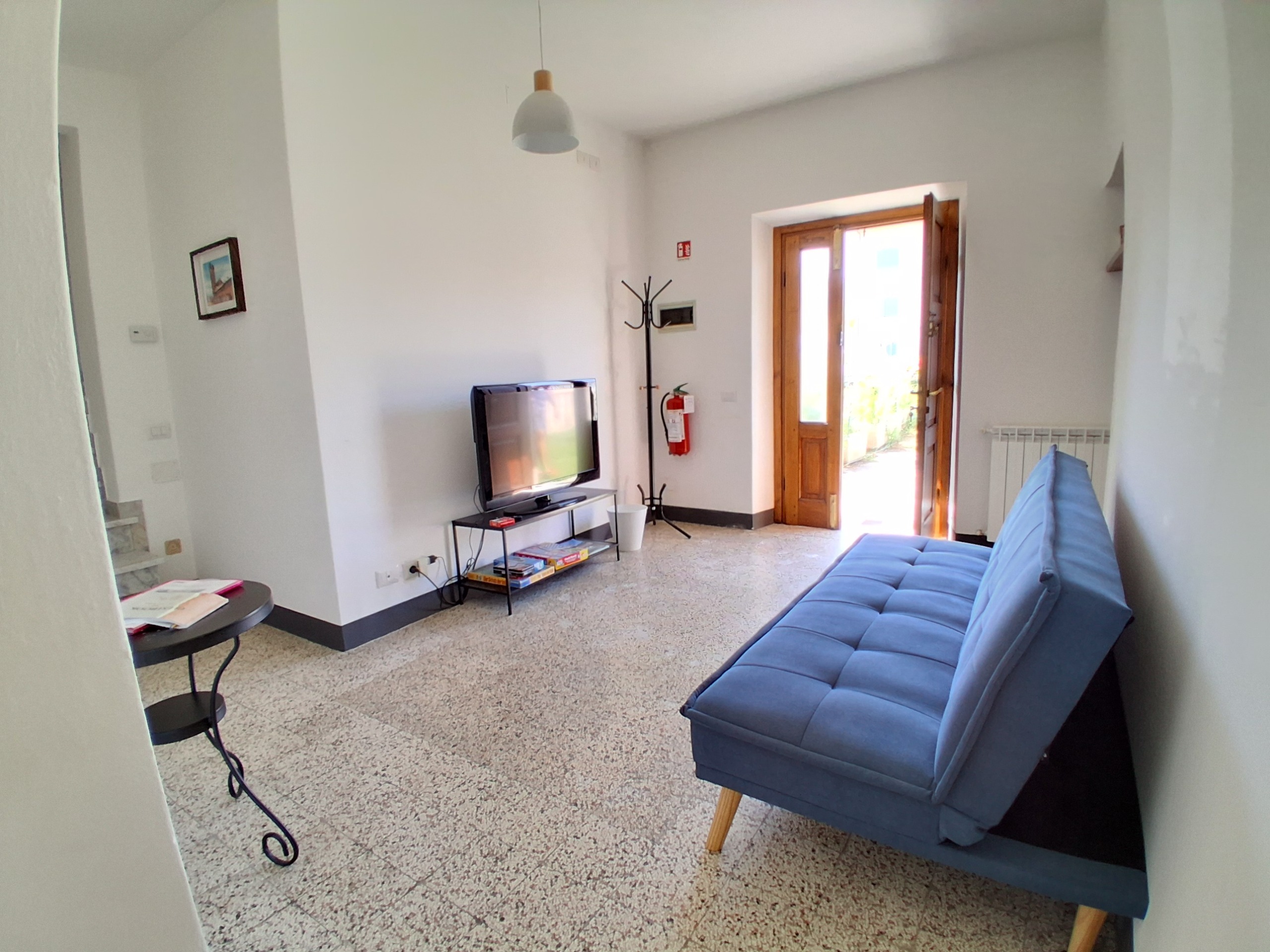 Casa indipendente con giardino in via della bordogna, Lucca