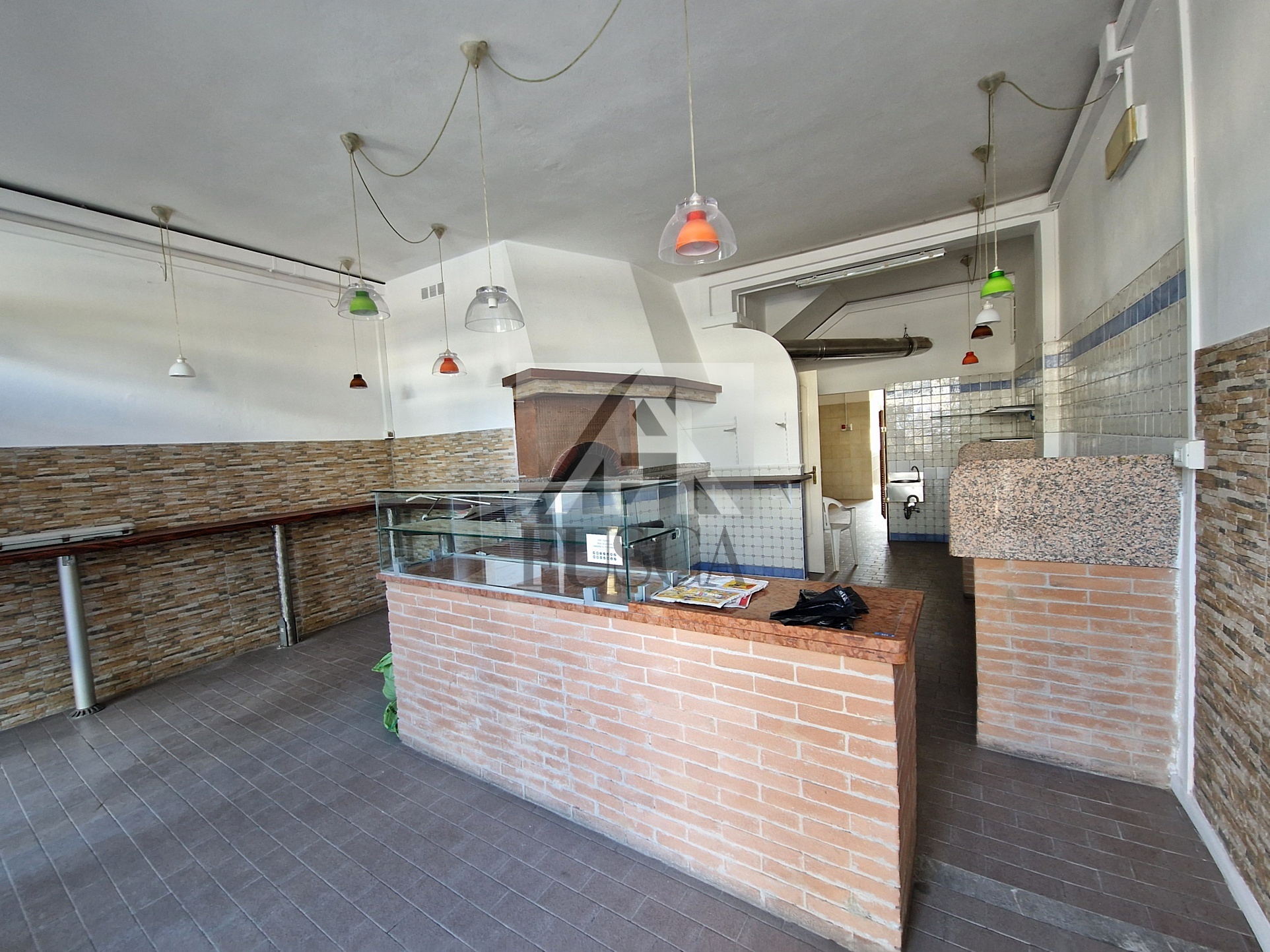 Capannone in affitto in viale g. puccini 1833, Lucca