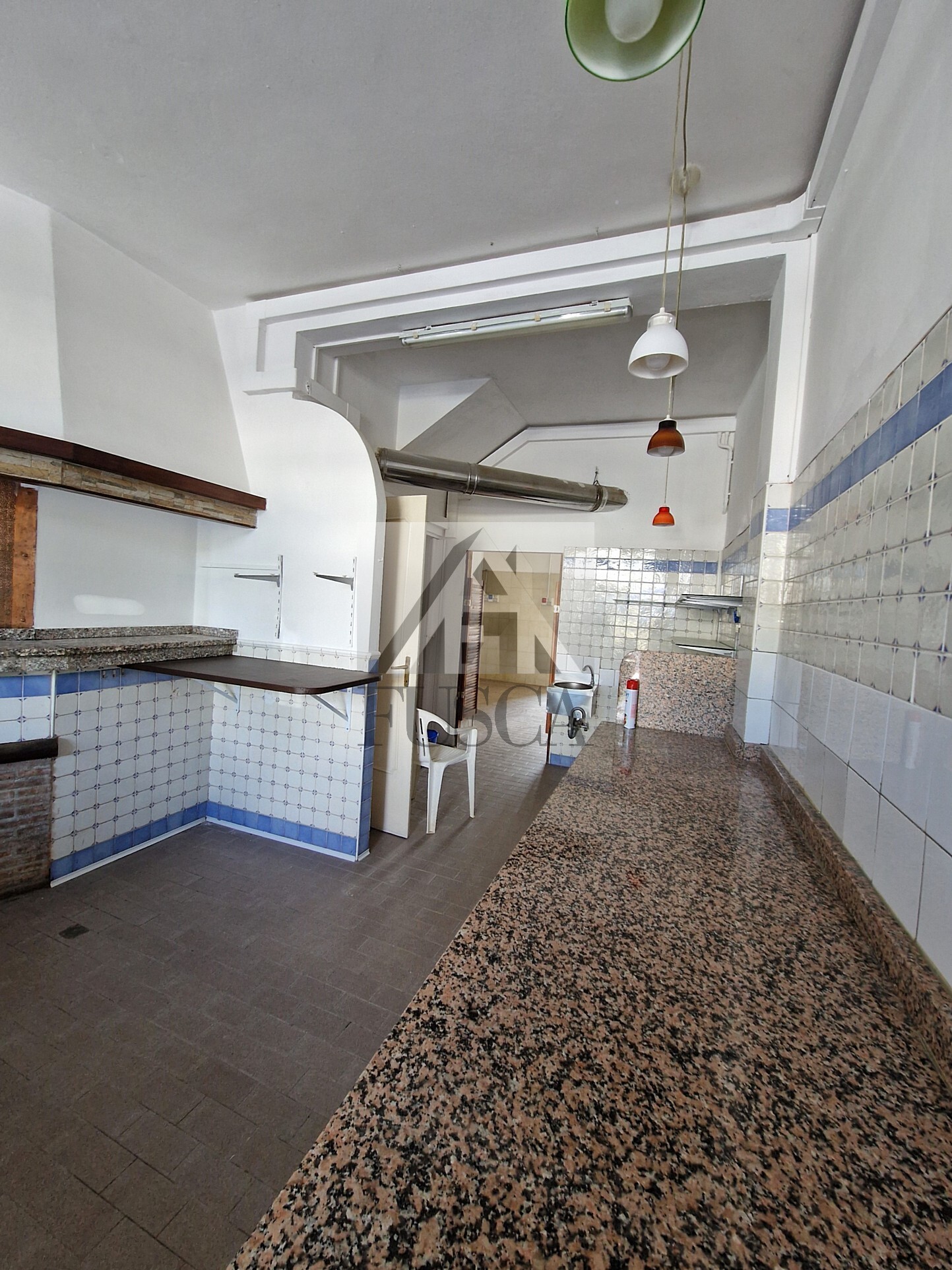 Capannone in affitto in viale g. puccini 1833, Lucca