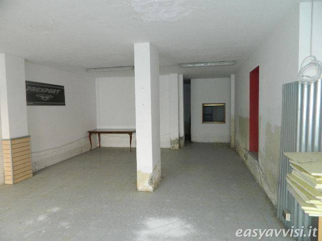 Locale commerciale in affitto in via ceppo di melo, Capannori