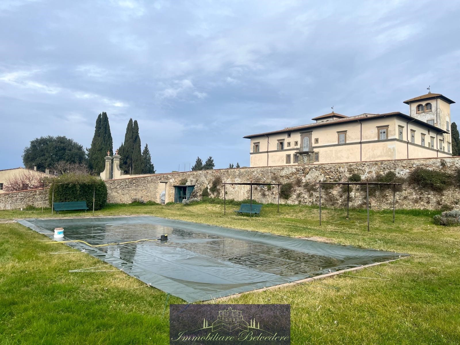 Appartamento con giardino in via grevigiana, San Casciano in Val di Pesa