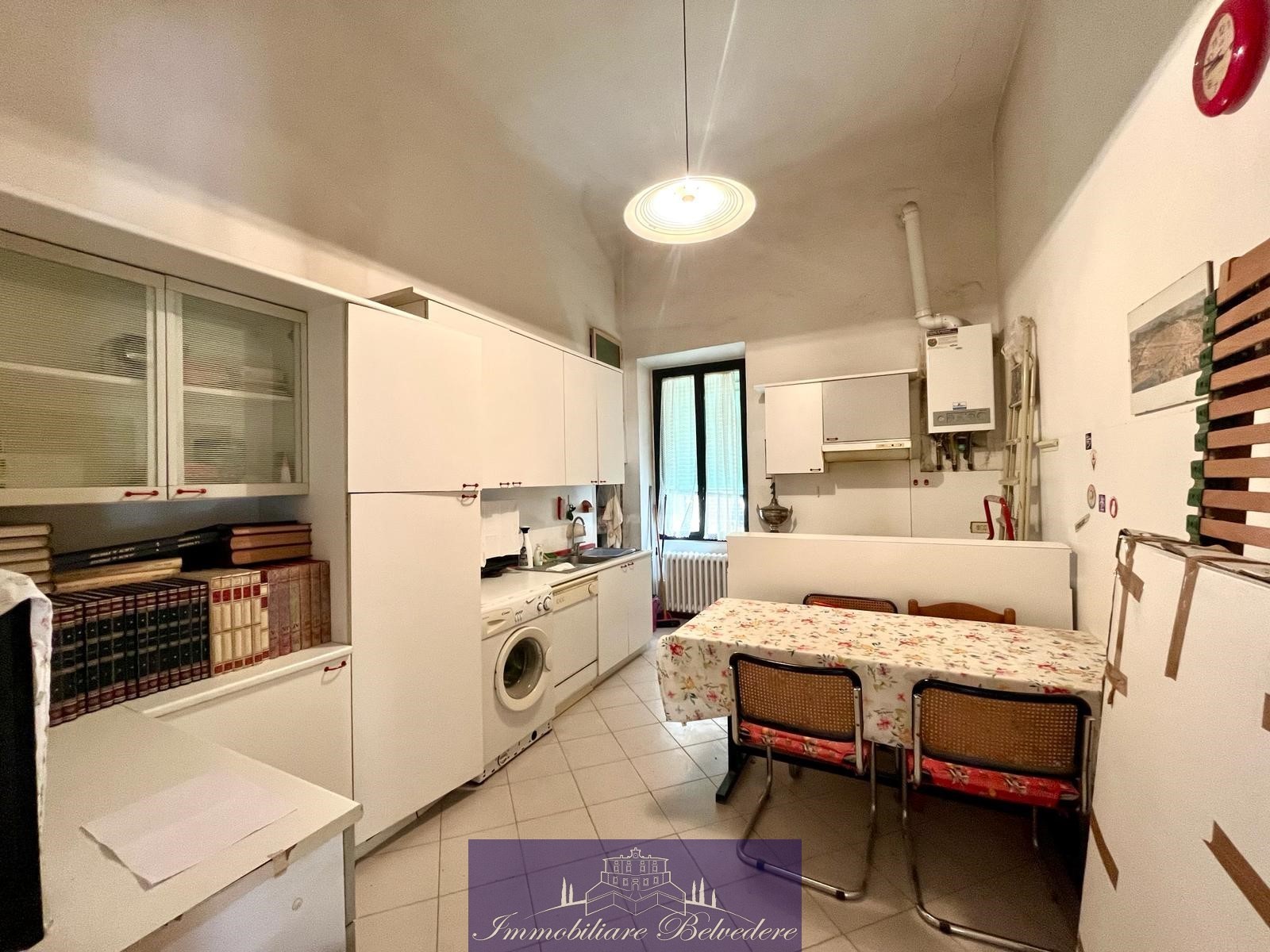 Trilocale da ristrutturare in via aretina, Firenze