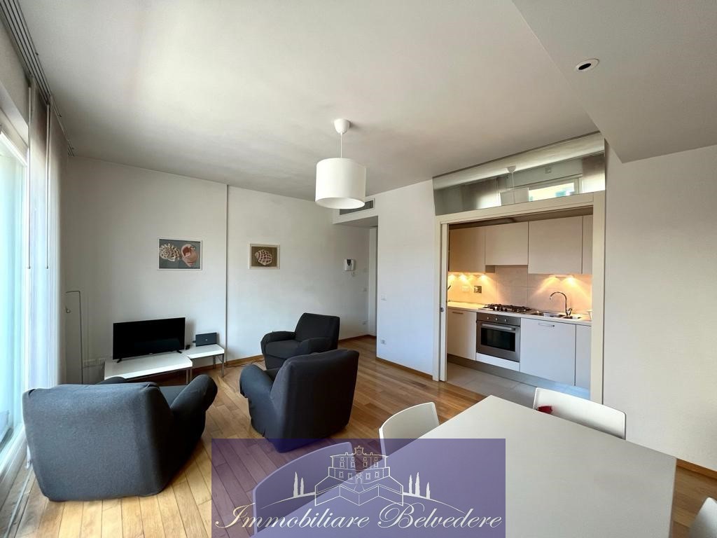 Trilocale classe A in via cittadella, Firenze