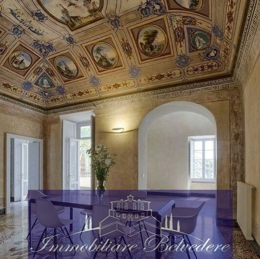 Quadrilocale con terrazzo in via del moro, Firenze