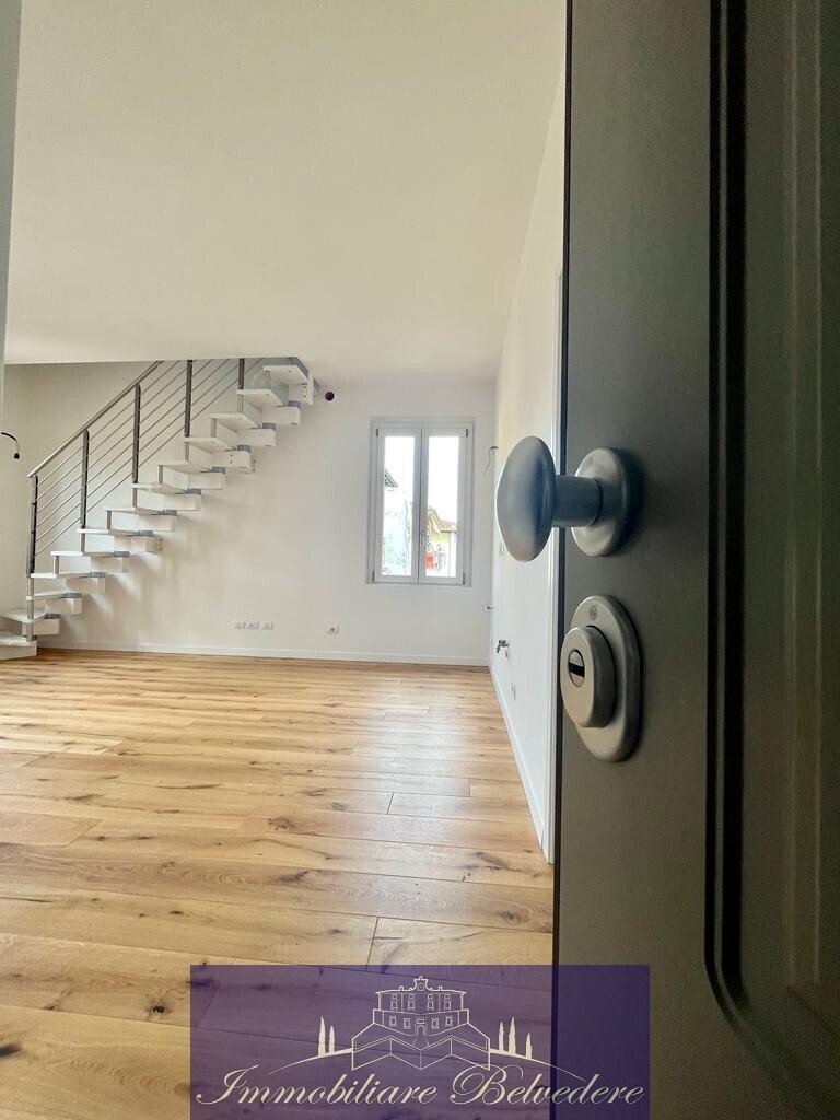 Quadrilocale con giardino in via desiderio da settignano, Firenze