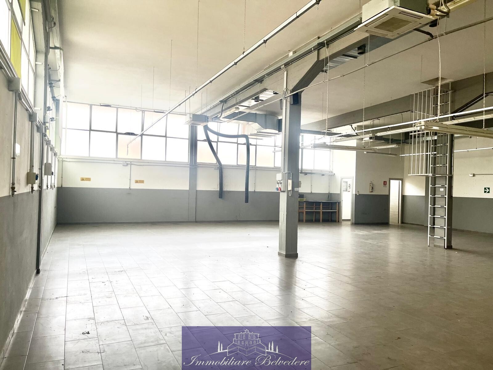 Laboratorio in vendita in via a. meucci, Bagno a Ripoli