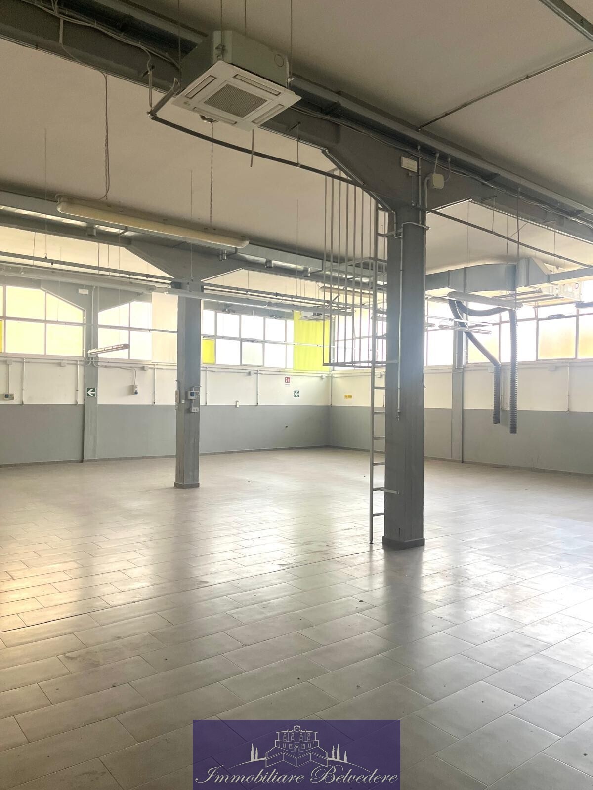 Laboratorio in vendita in via a. meucci, Bagno a Ripoli