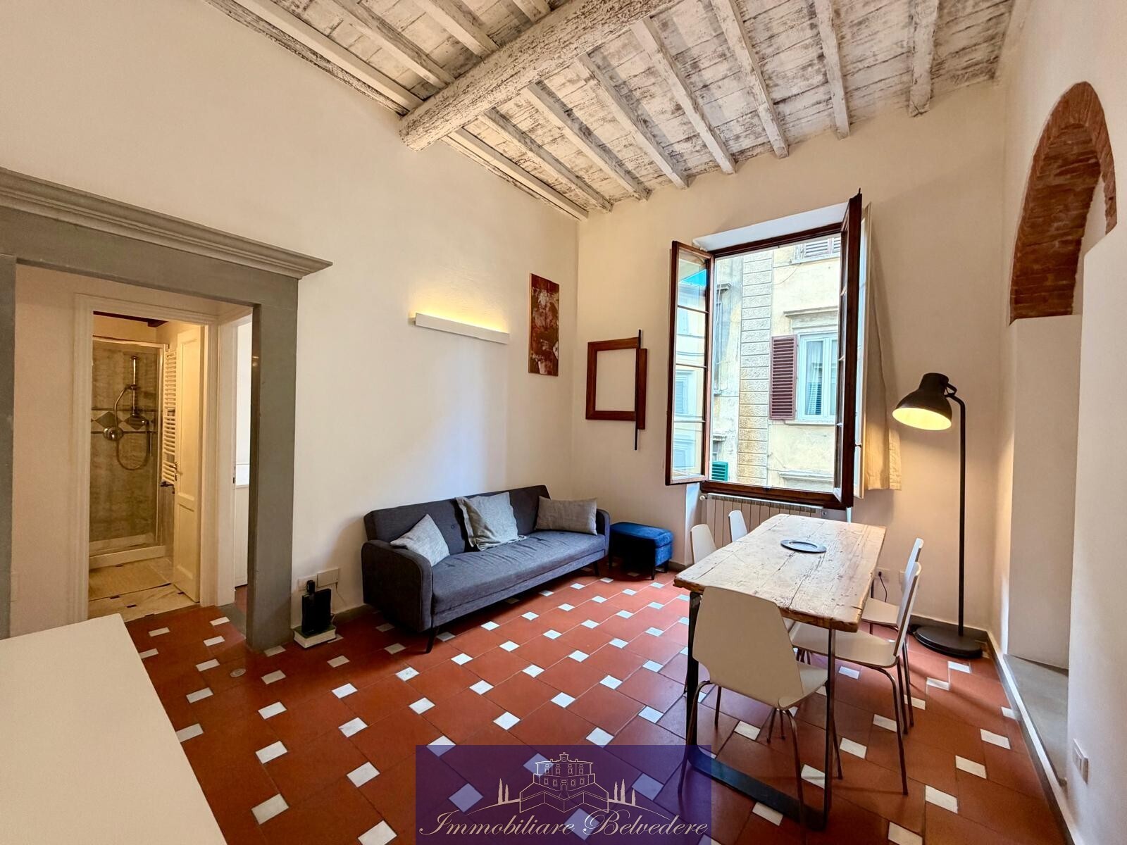 Trilocale in affitto in via de' ginori, Firenze