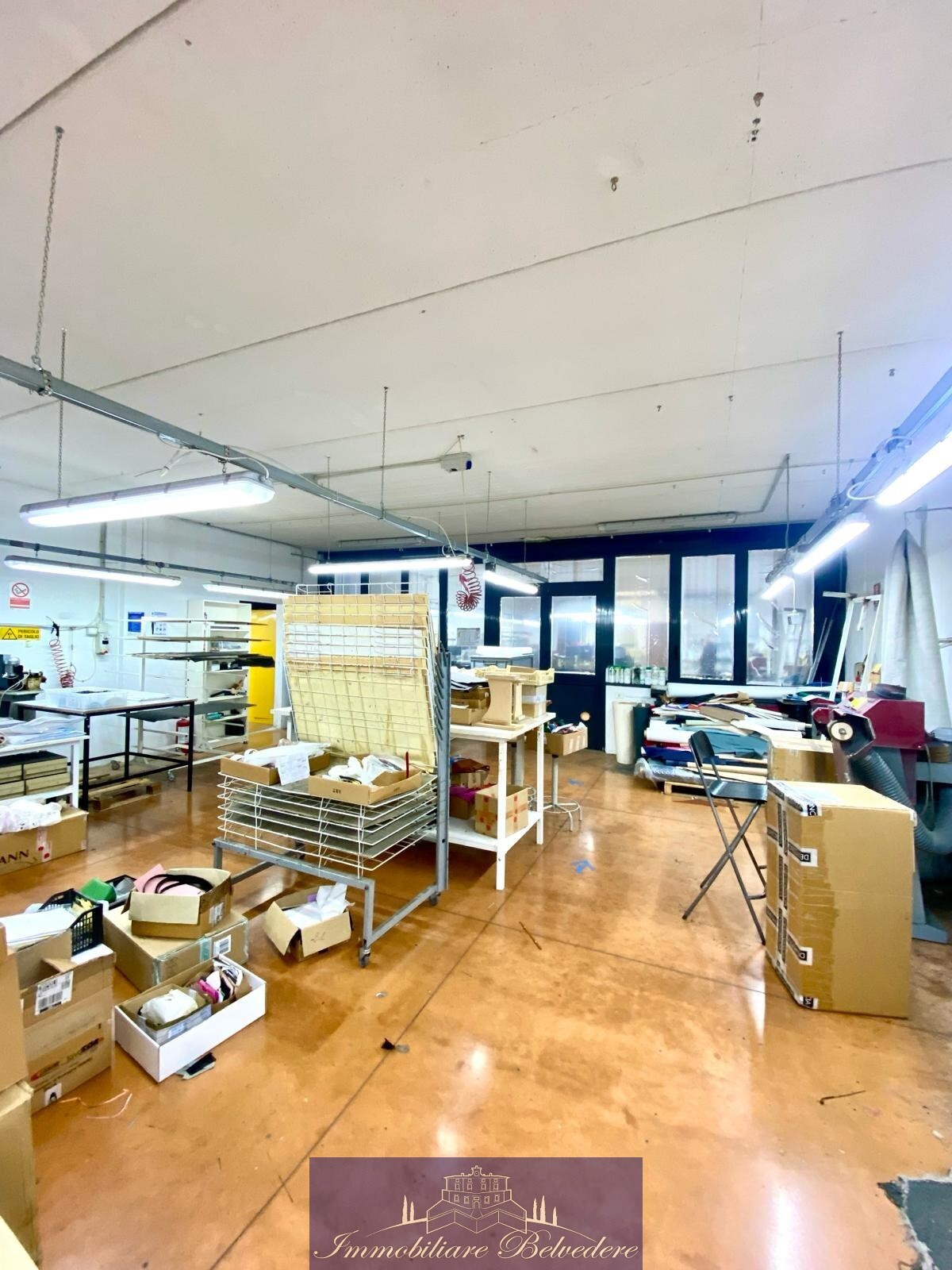 Capannone in affitto in via codignola, Scandicci